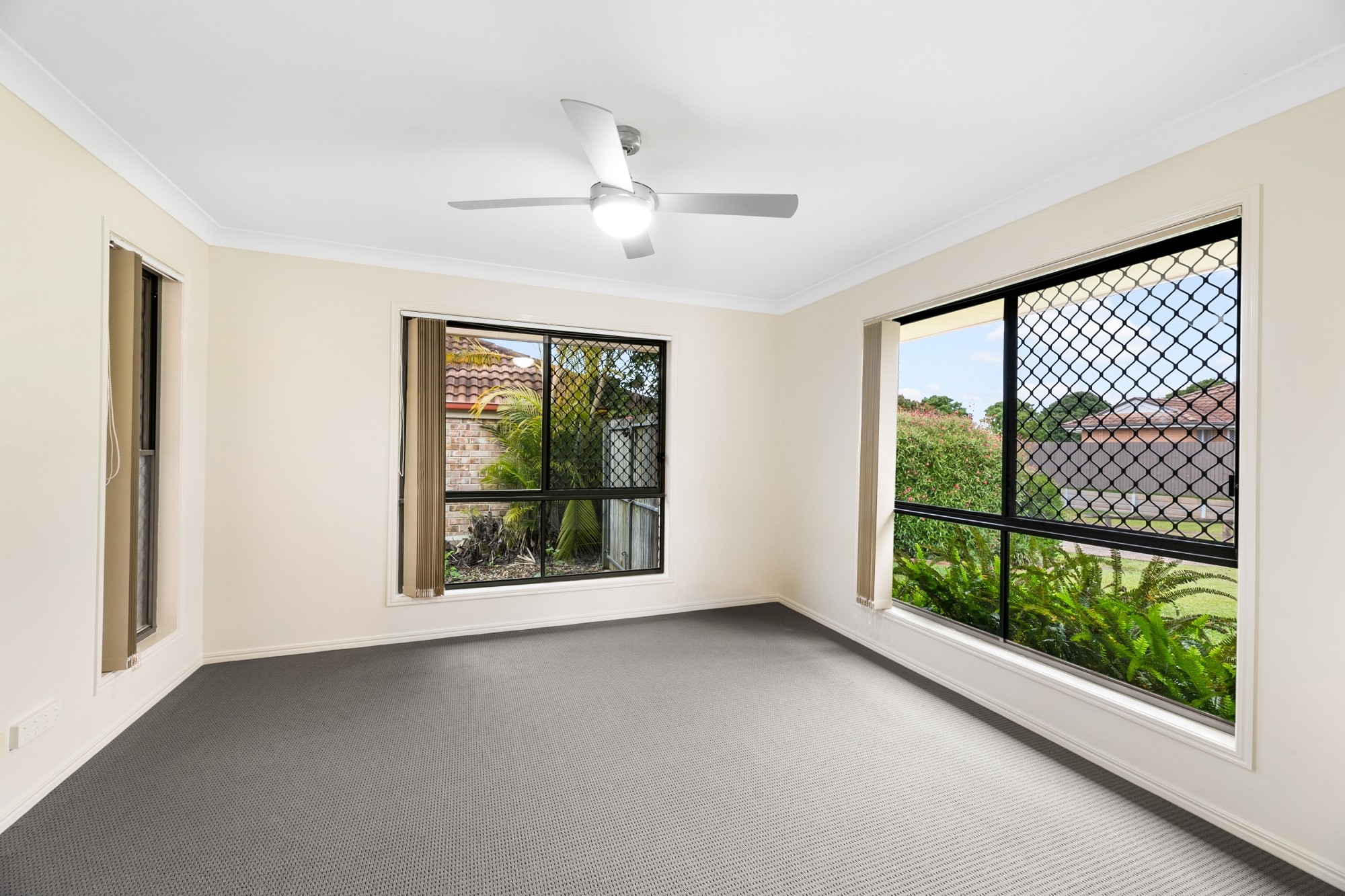 4 Northampton Court, Kallangur, QLD 4503