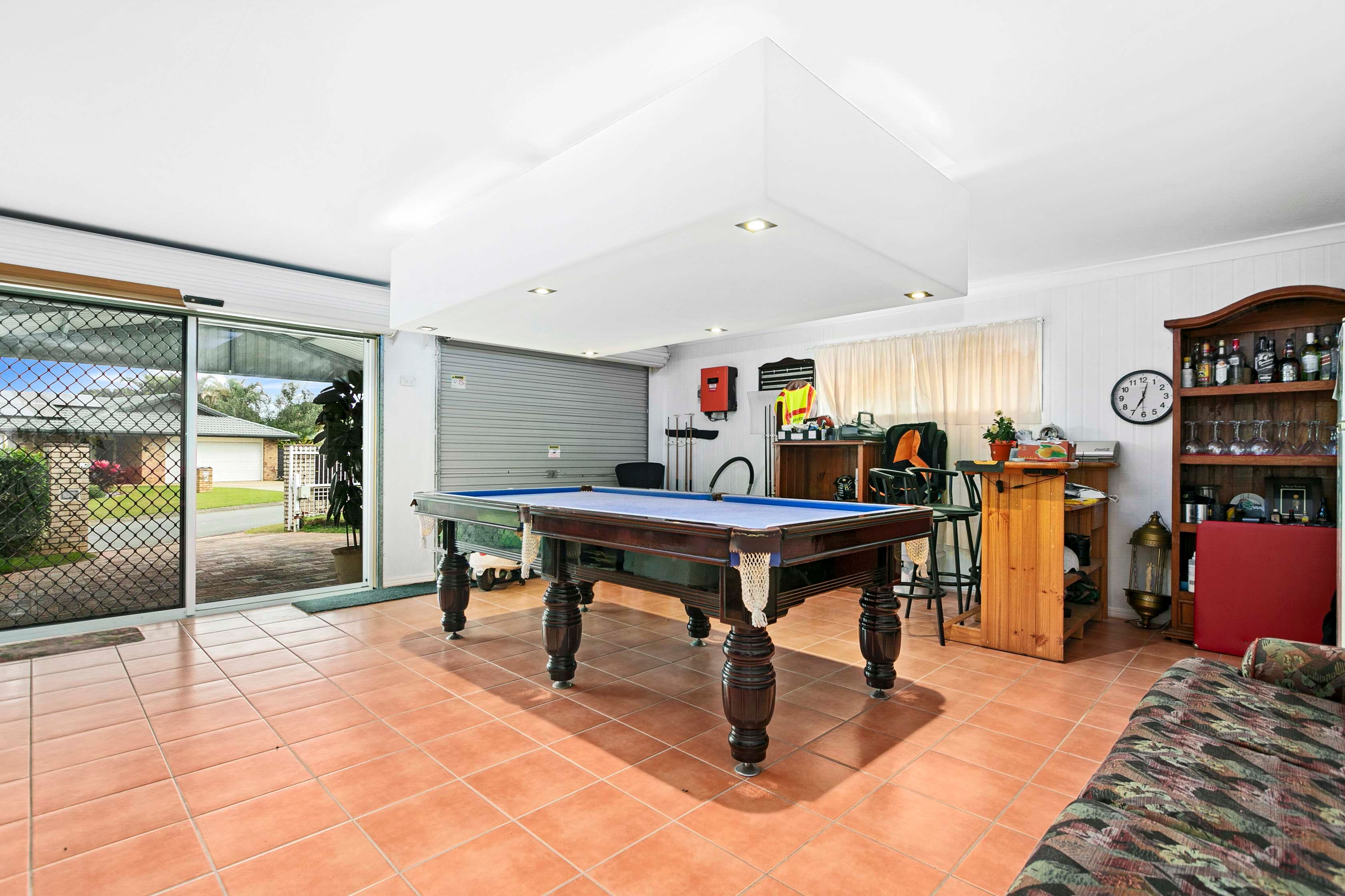 6 Hoberg Court — photo 16 of 24
