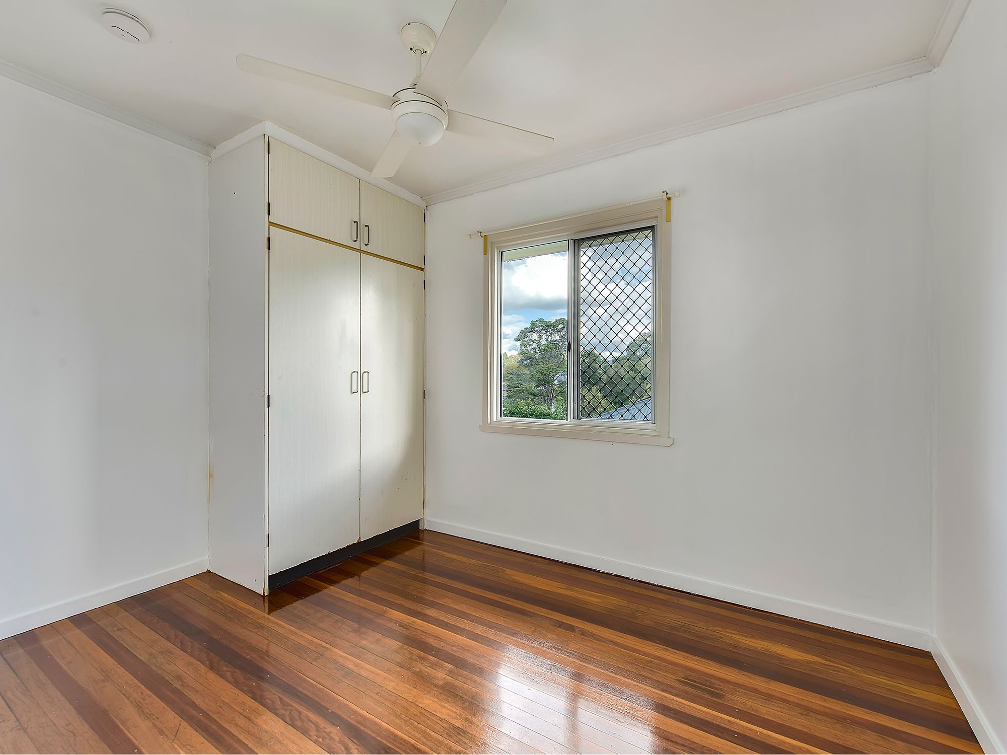 31 Rutherford Street — photo 9 of 16