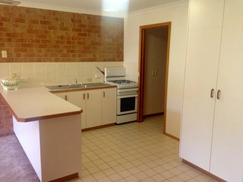 3/588 Webb Street, Lavington, NSW 2641