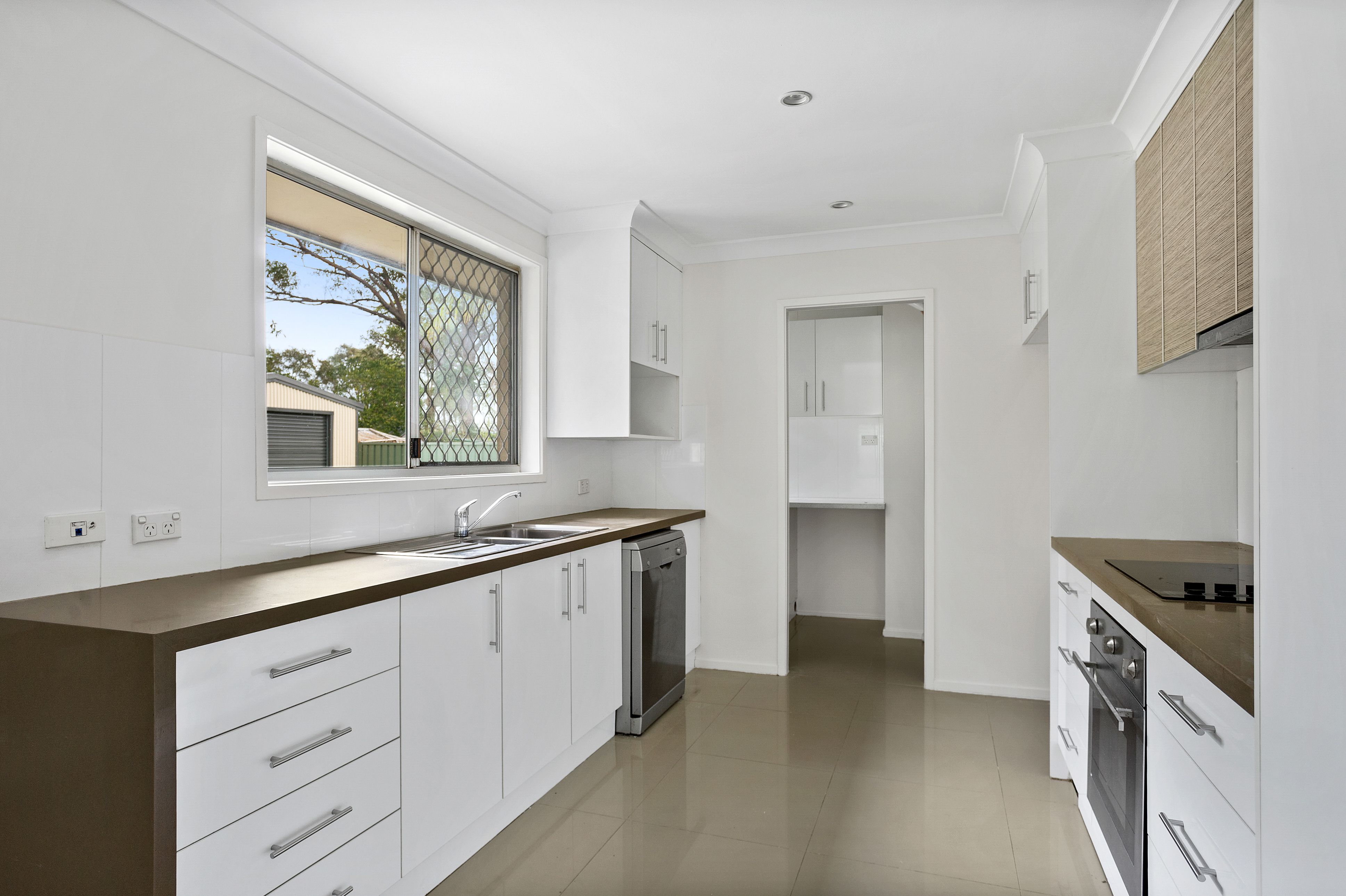 6 Allinga Drive, Oak Flats, NSW 2529