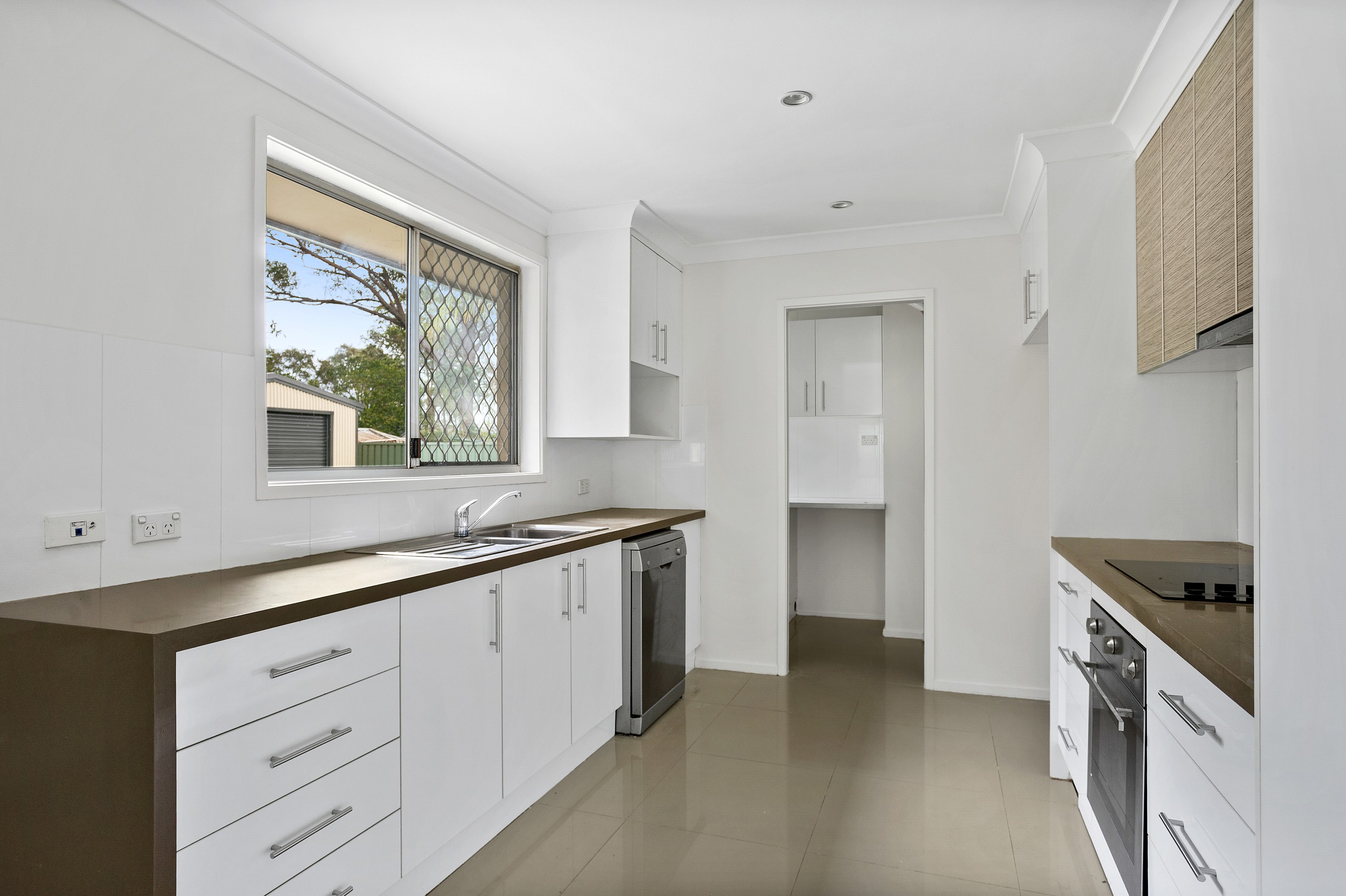 6 Allinga Drive, Oak Flats, NSW 2529