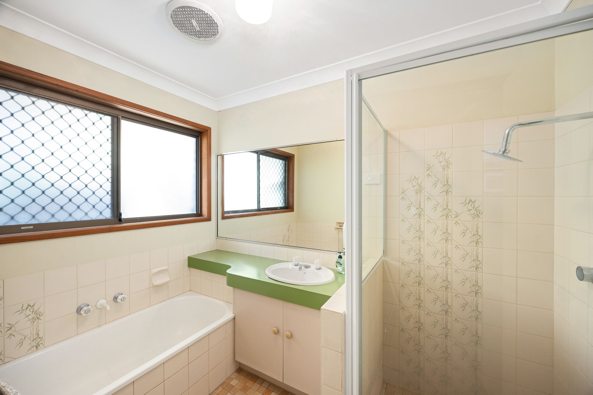63 MUKINE Street — photo 12 of 15