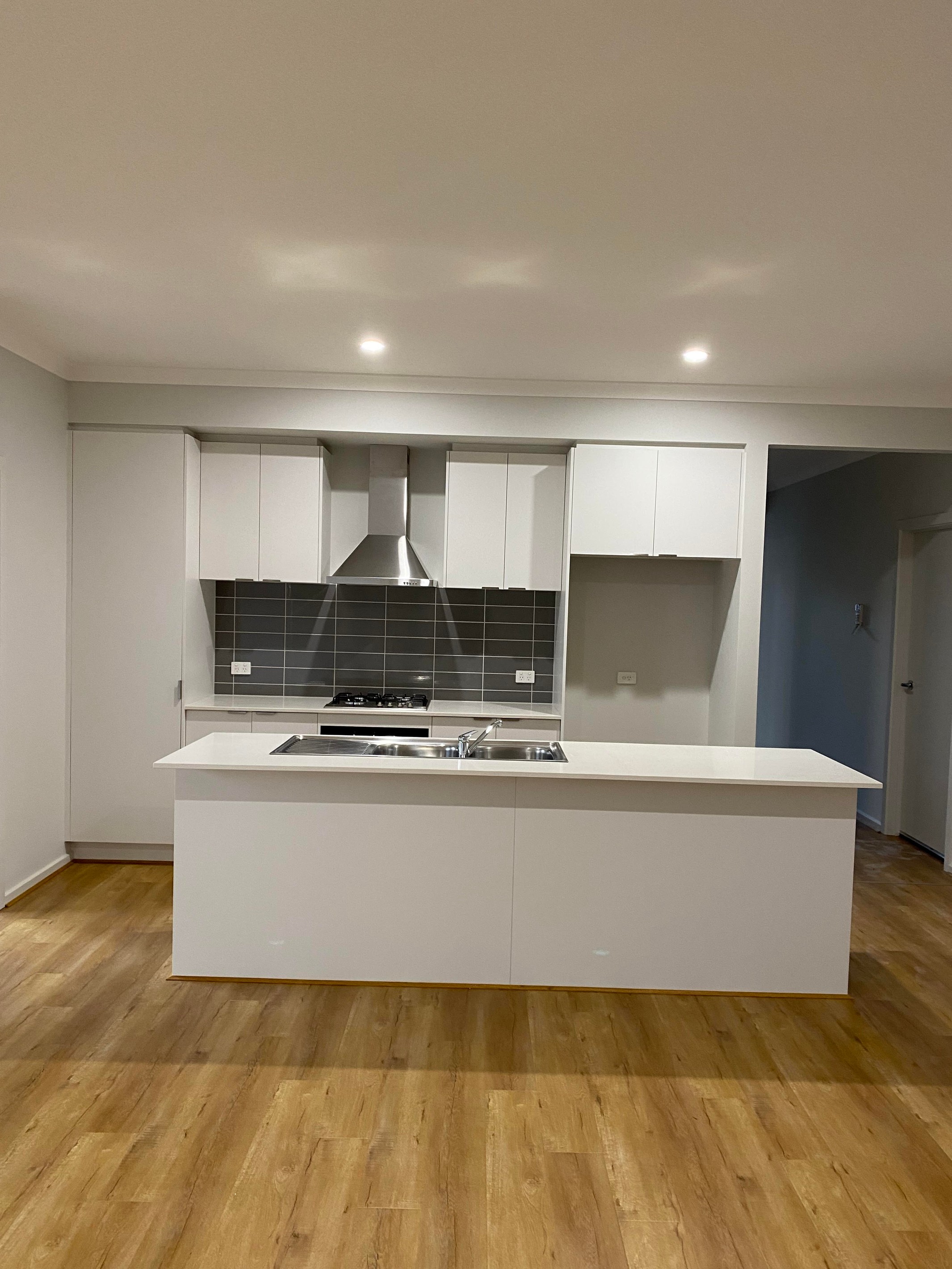 10 Wenachee Street, Tarneit, VIC 3029