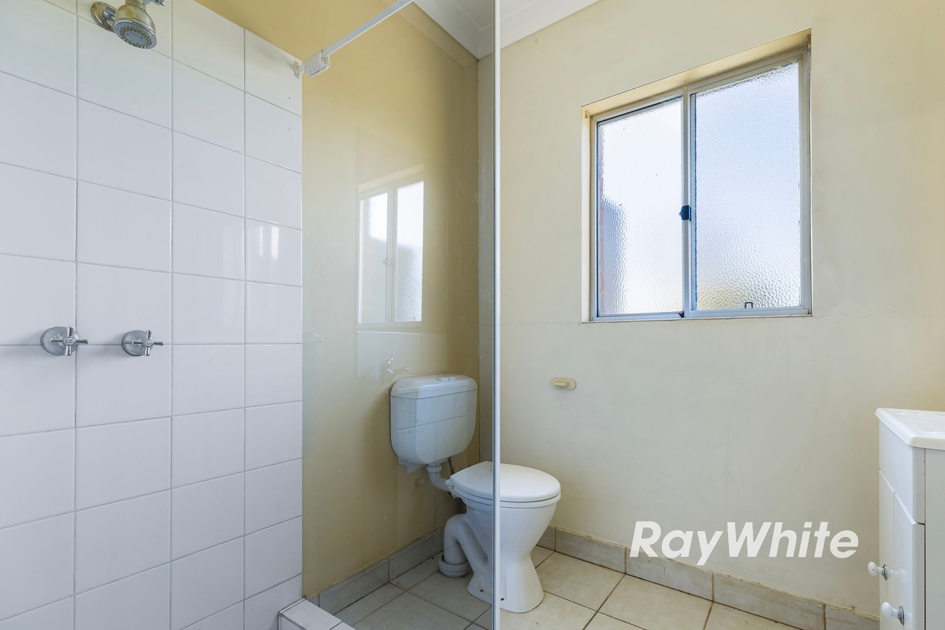 1 Winbi Avenue — photo 13 of 27