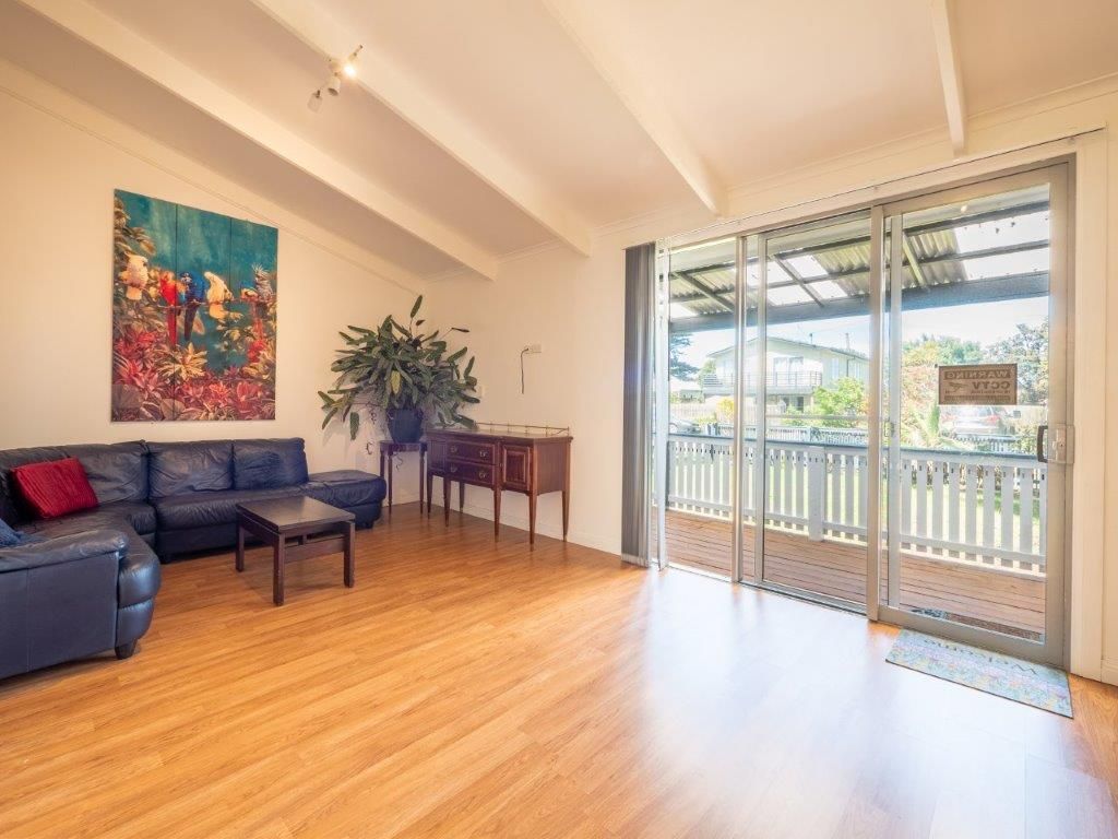 28 Hill Street — photo 10 of 17