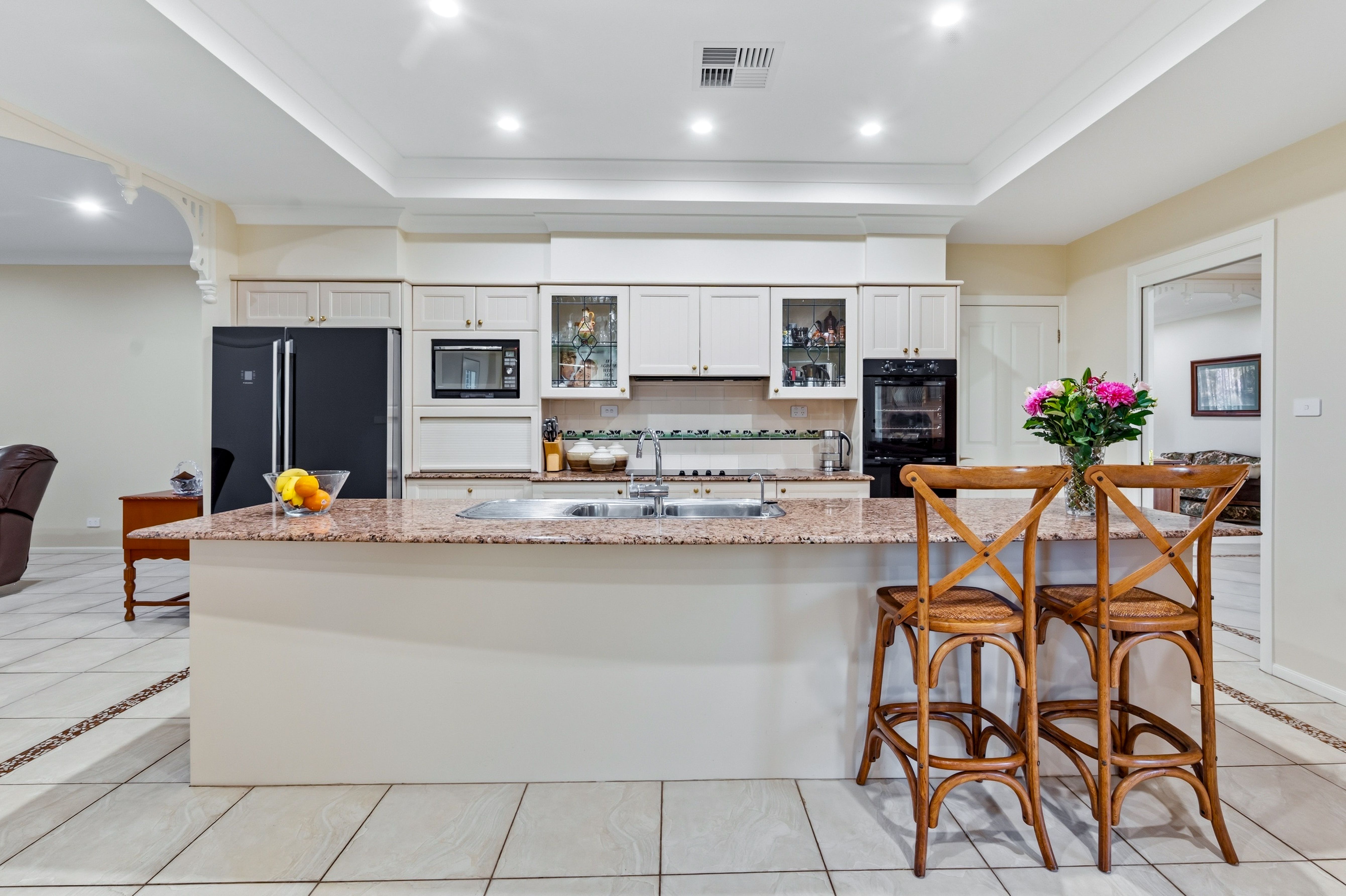 55 Ambervale Drive — photo 9 of 22