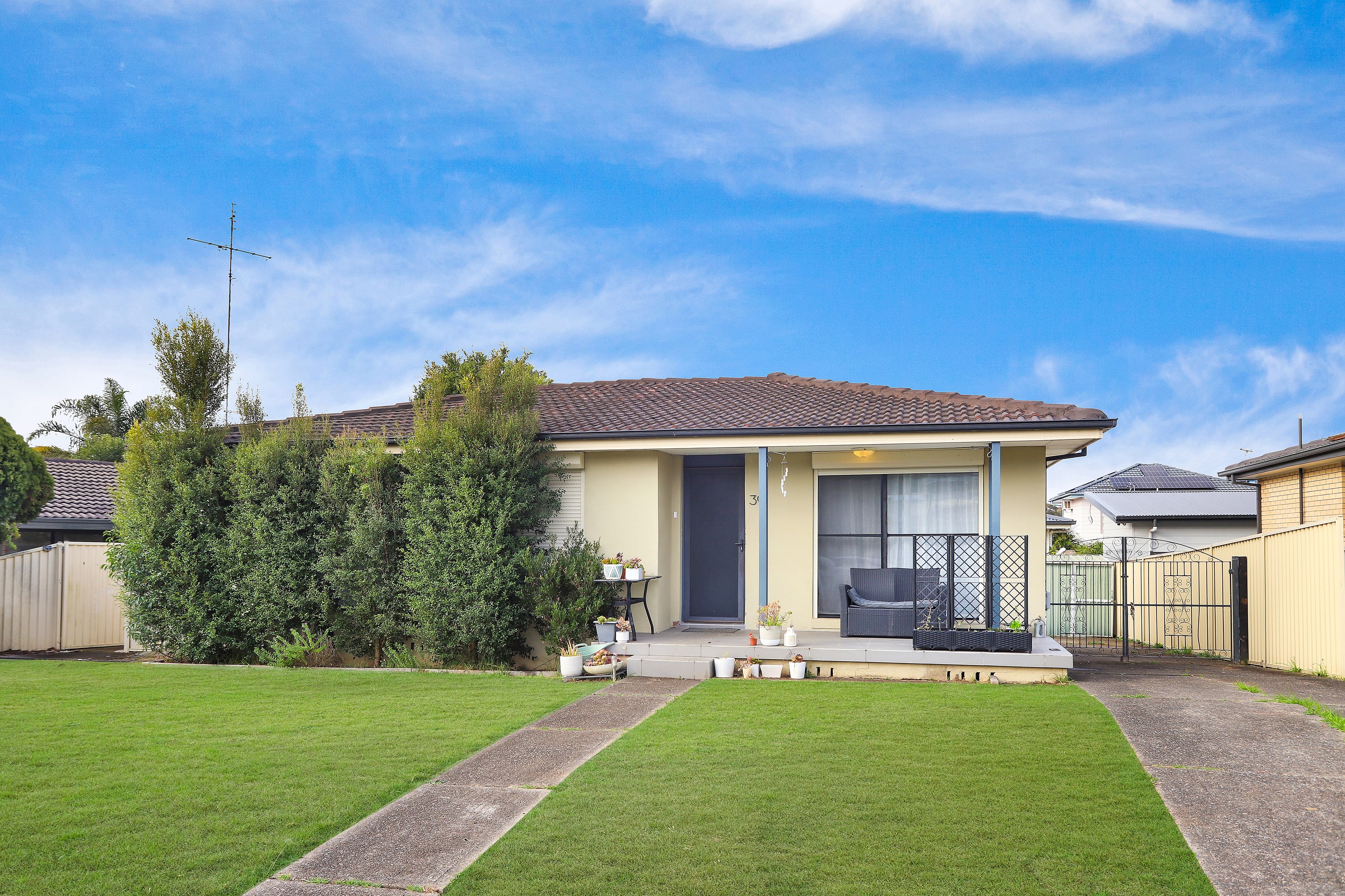 39 Stoke Crescent, South Penrith, NSW 2750