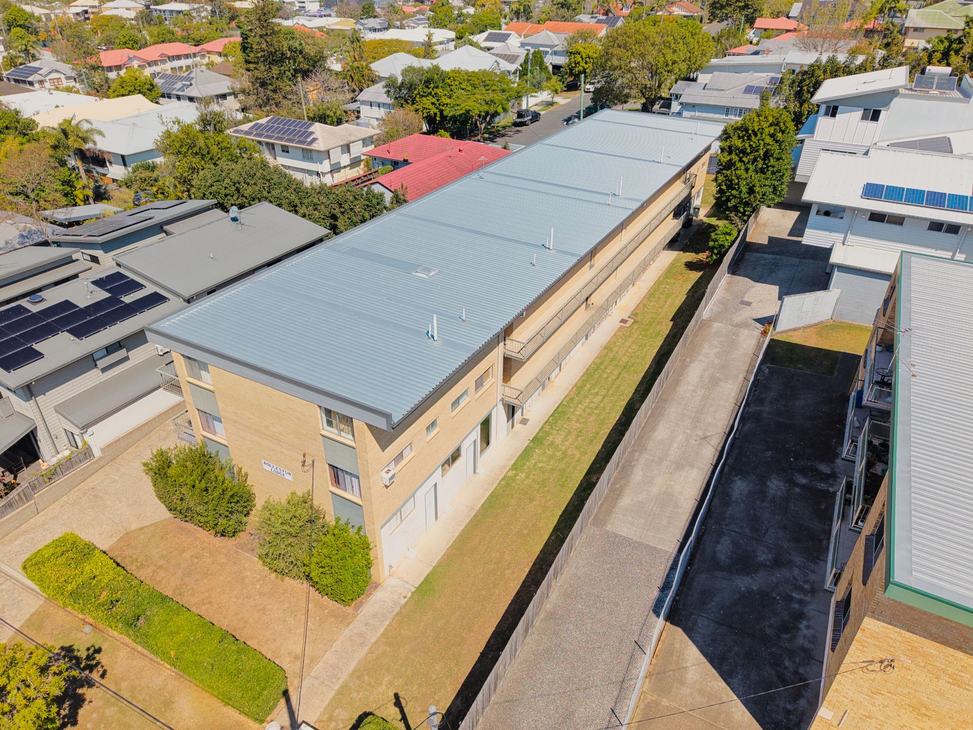 2/32 Julia Street — photo 13 of 17