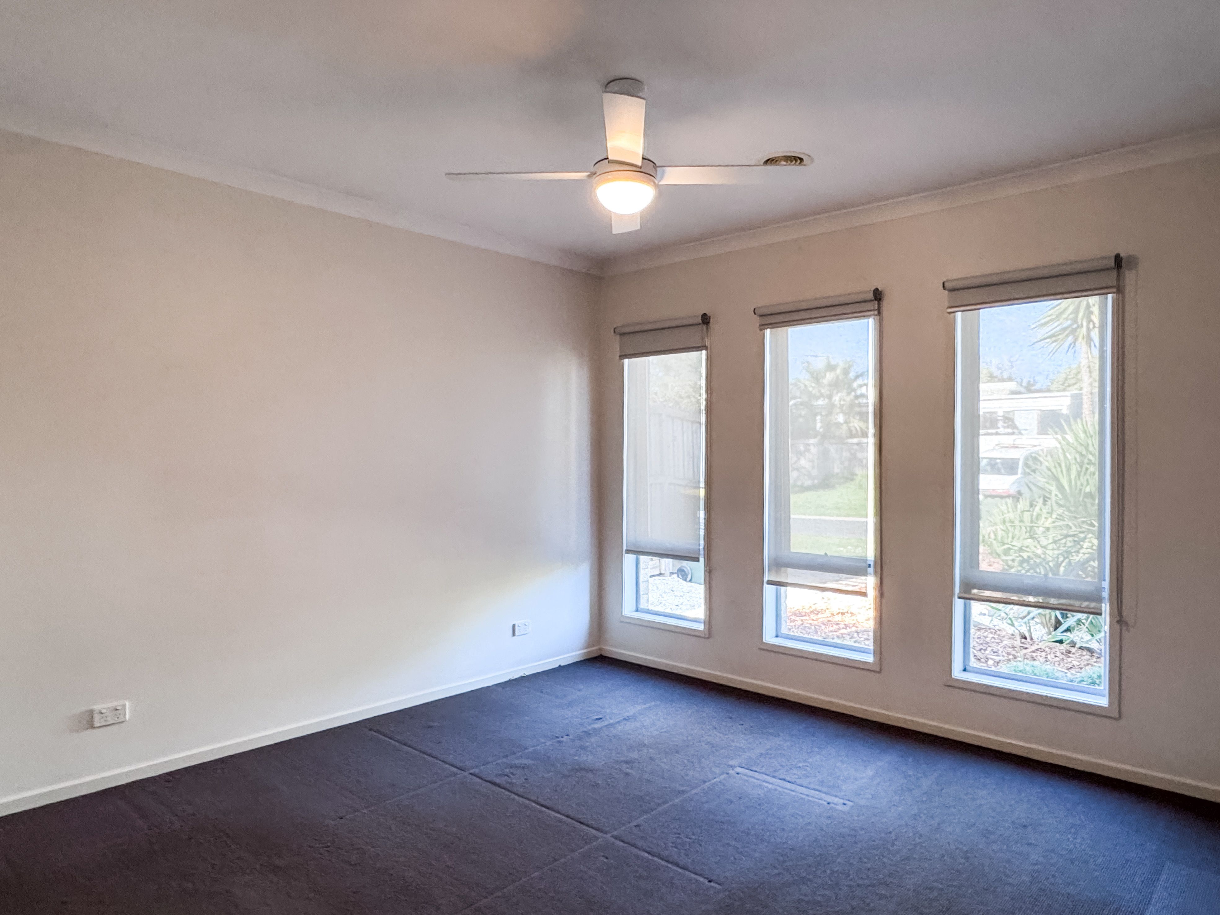 4 Rosella Grove, Cowes, VIC 3922