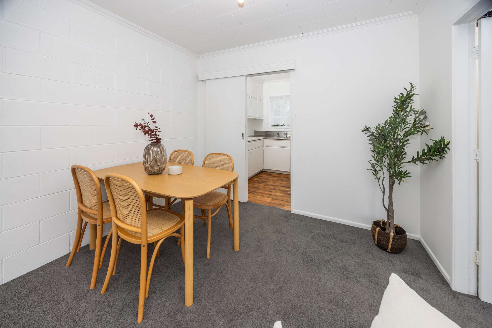 2/41 Cameron Road photo 1
