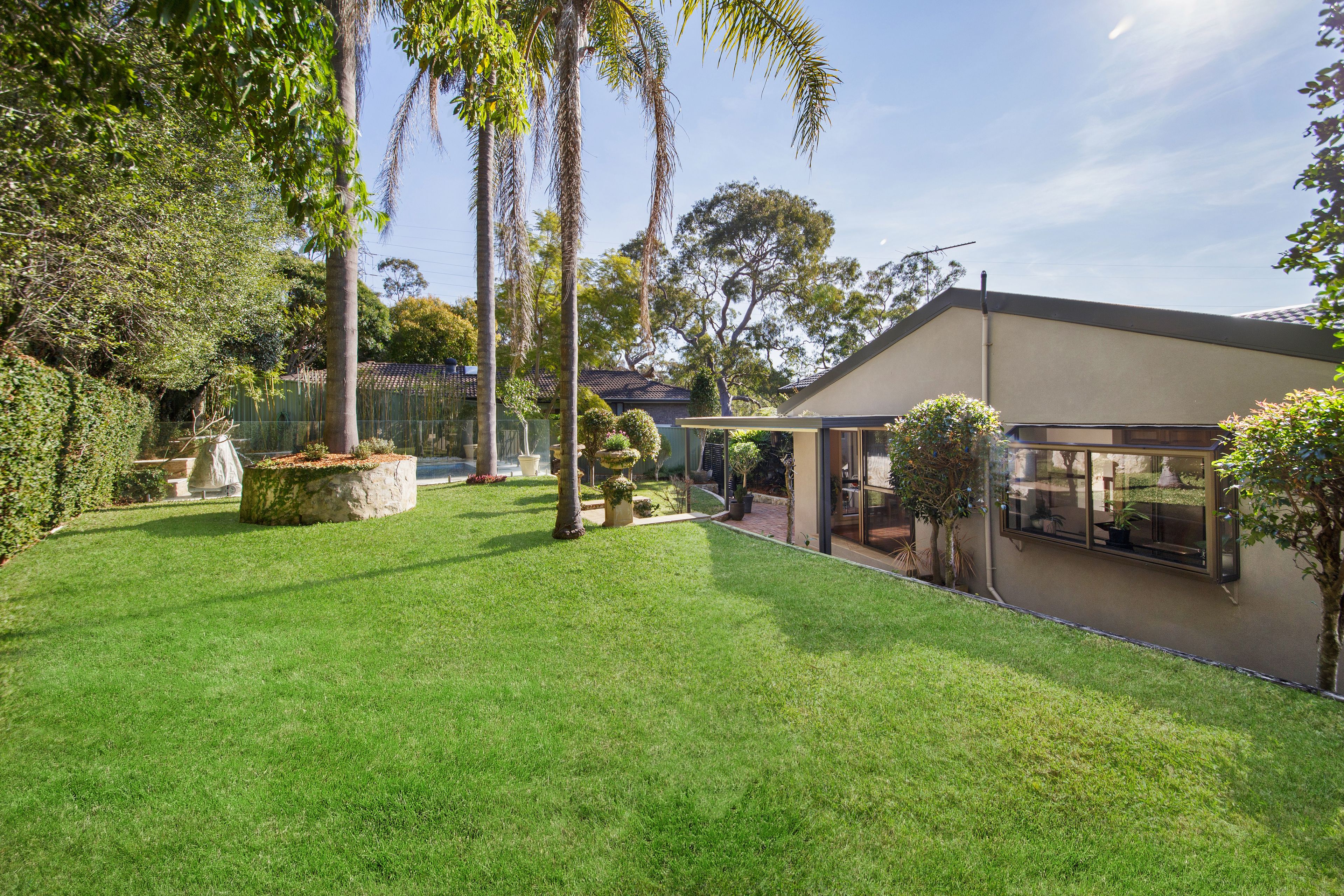 6 Lara Close, Illawong, NSW 2234