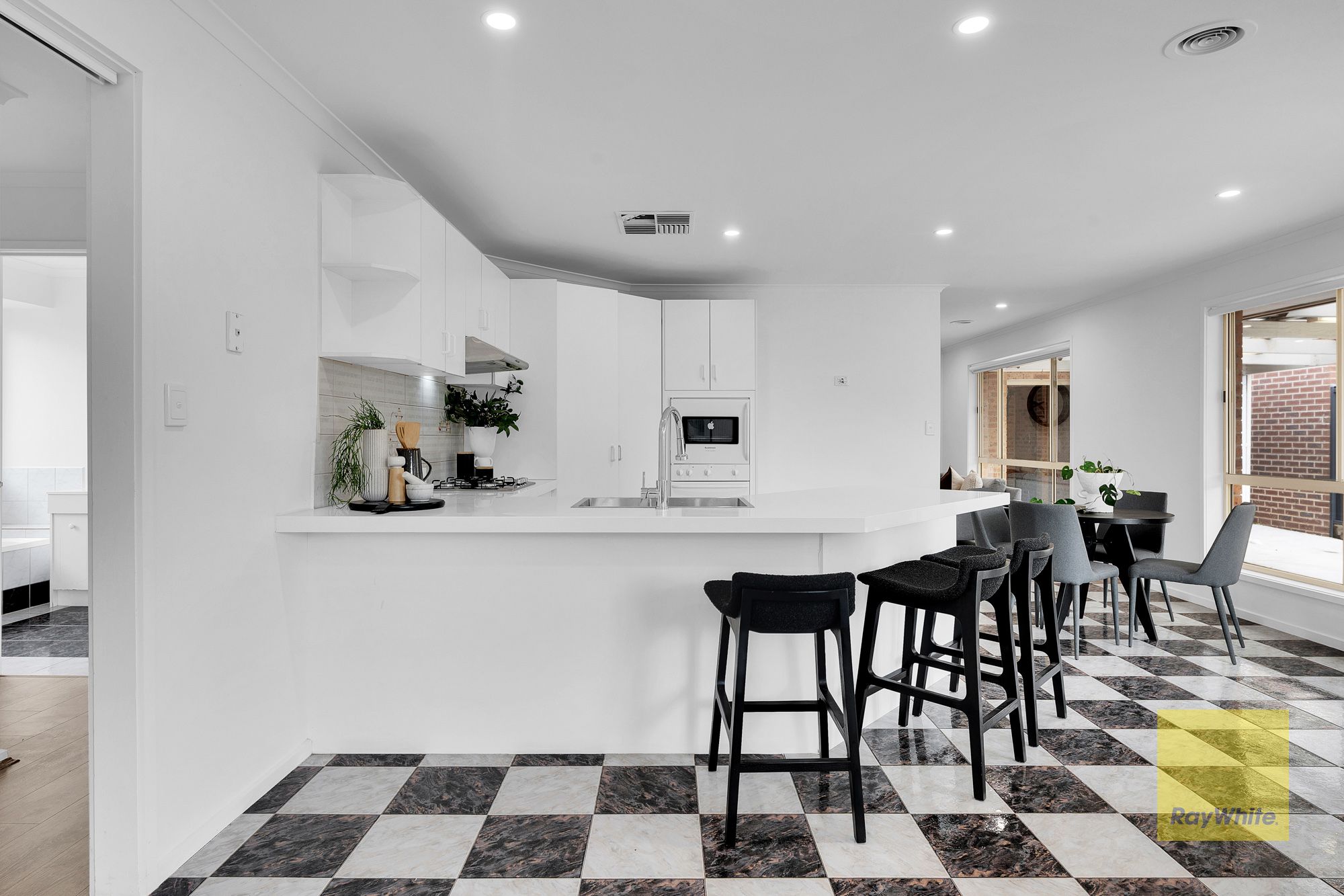 71 Leila Street — photo 11 of 23