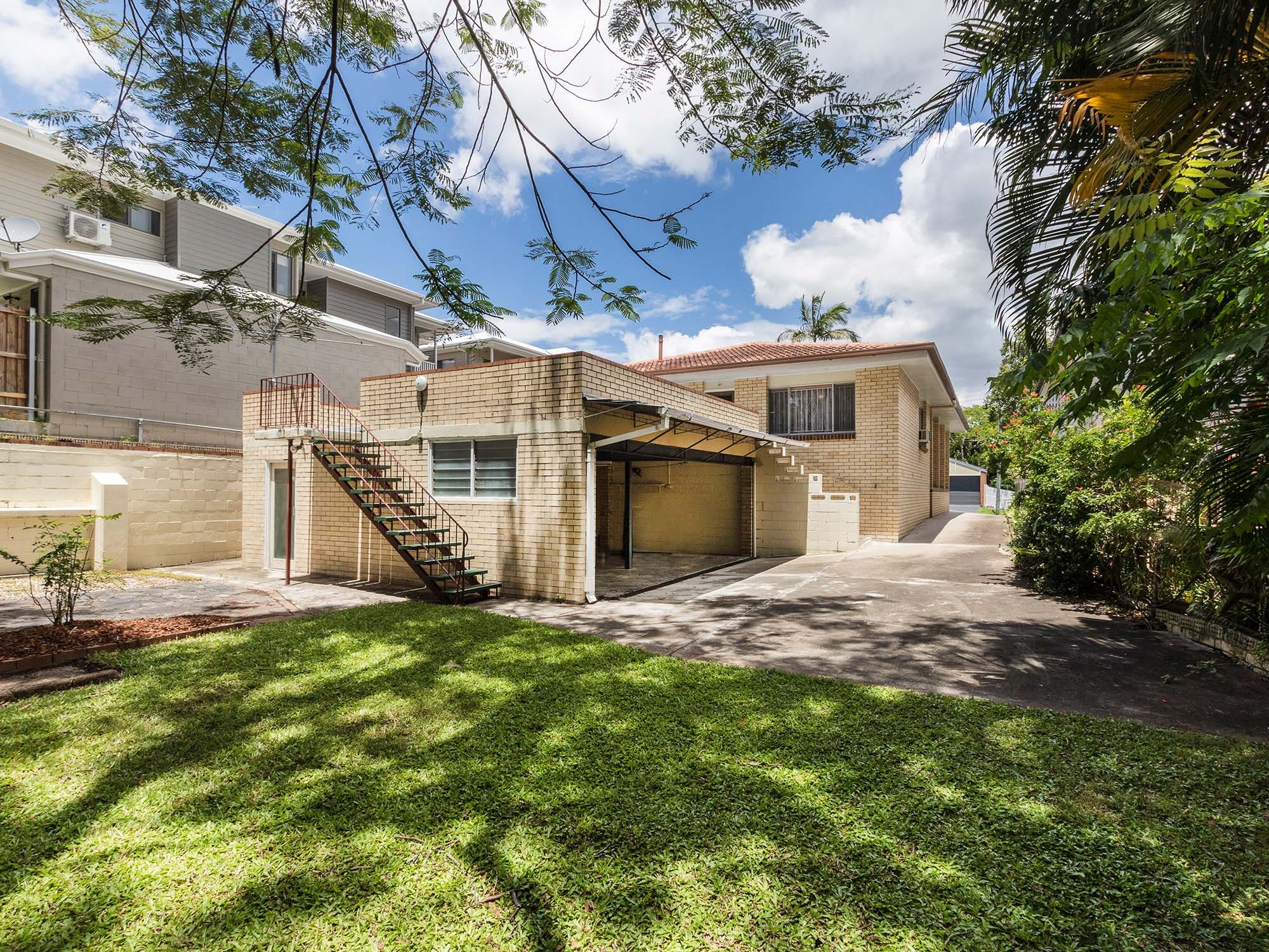 5 Newton Street, Coorparoo, QLD 4151