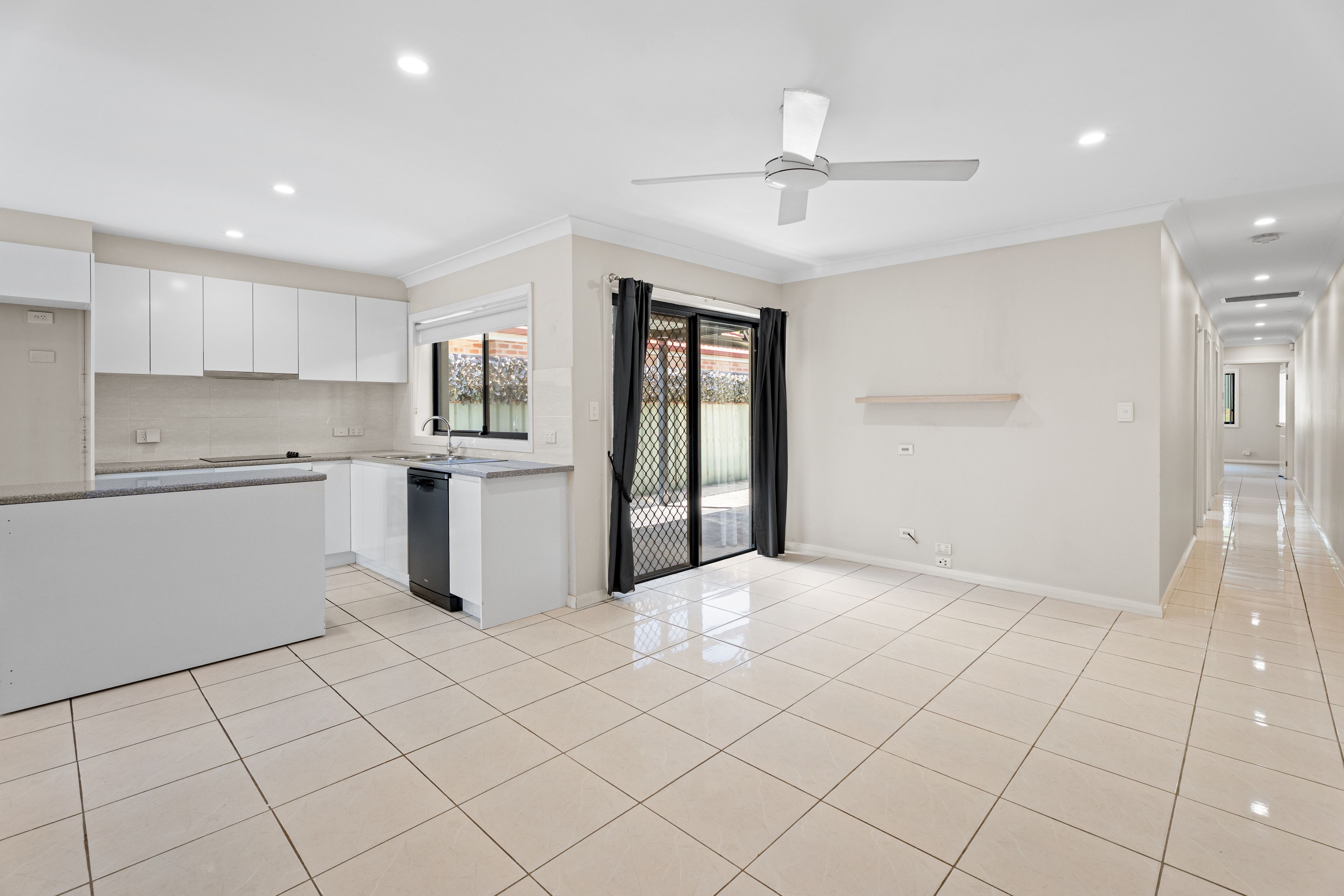 1/90 Cambridge Street, Cambridge Park, NSW