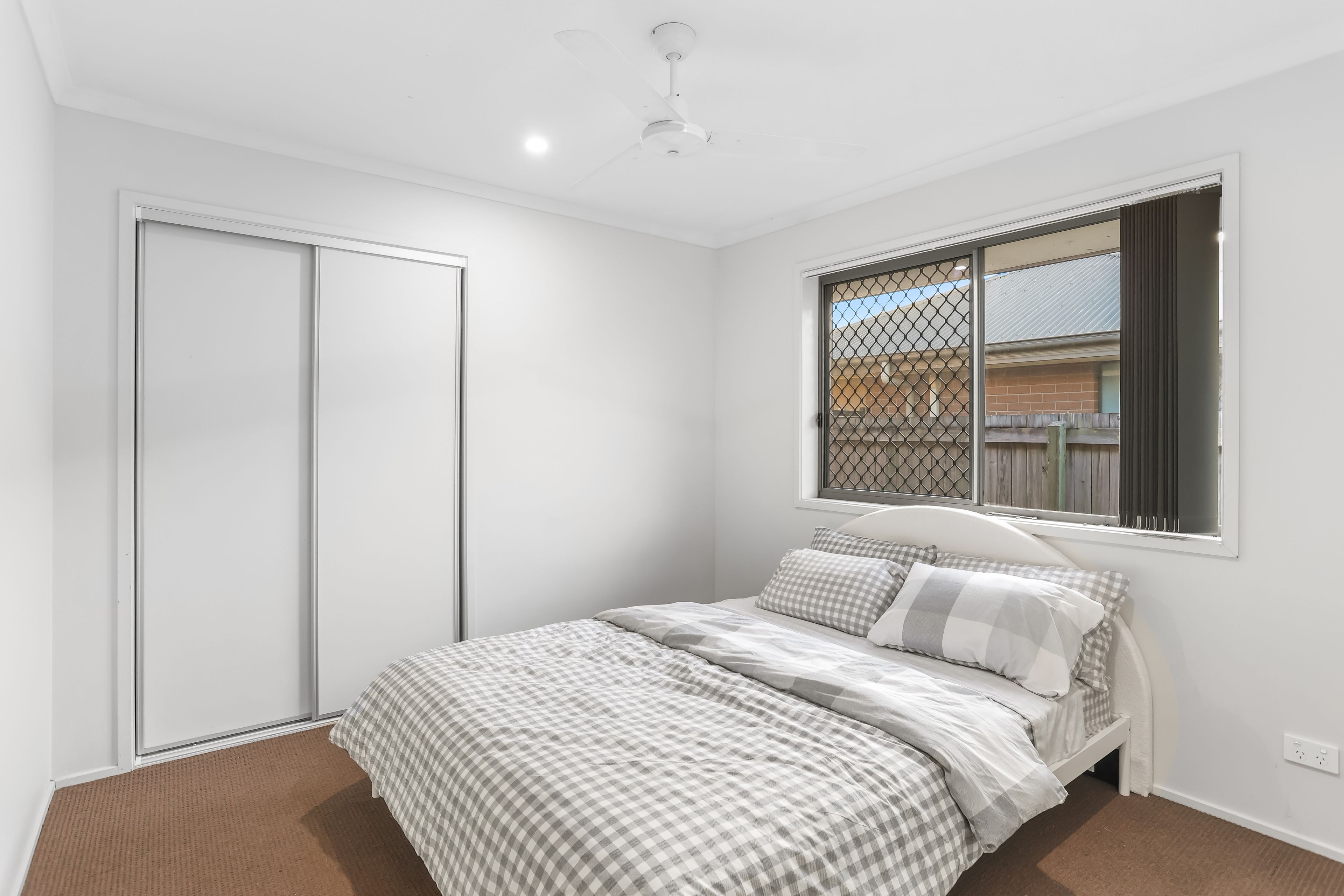 50 Denham Circuit — photo 12 of 19