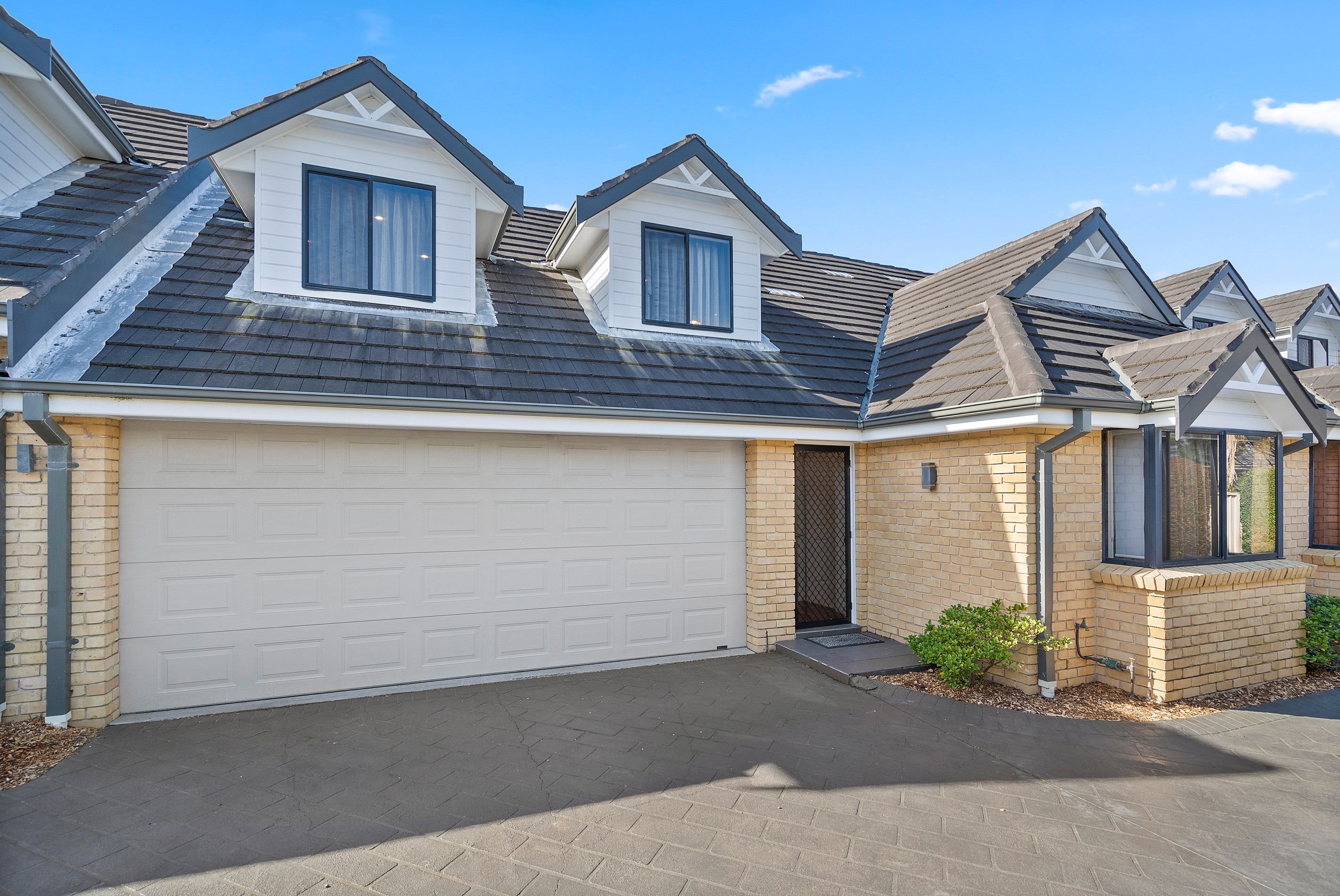 2/29 Hay Street, Helensburgh, NSW 2508