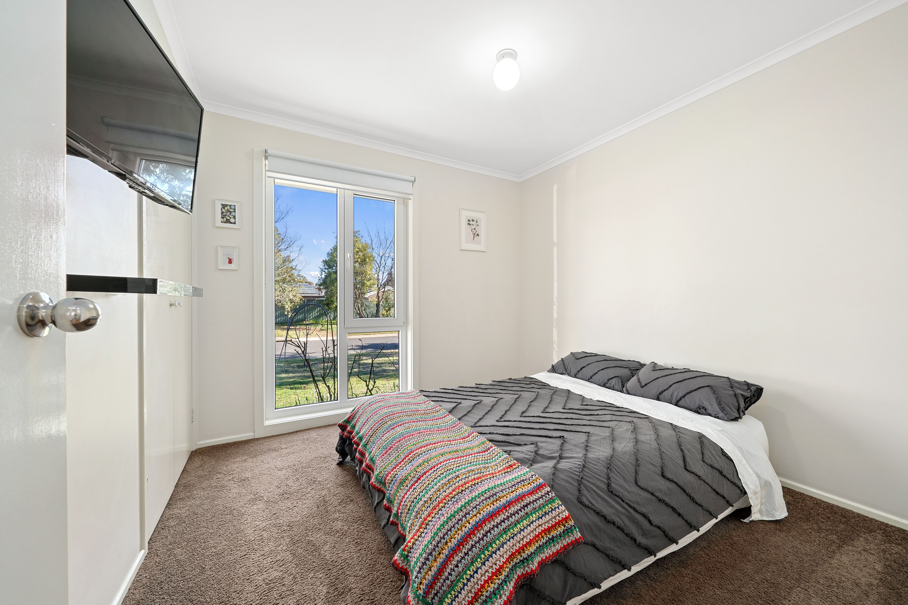 33 Gibbons Street — photo 12 of 22