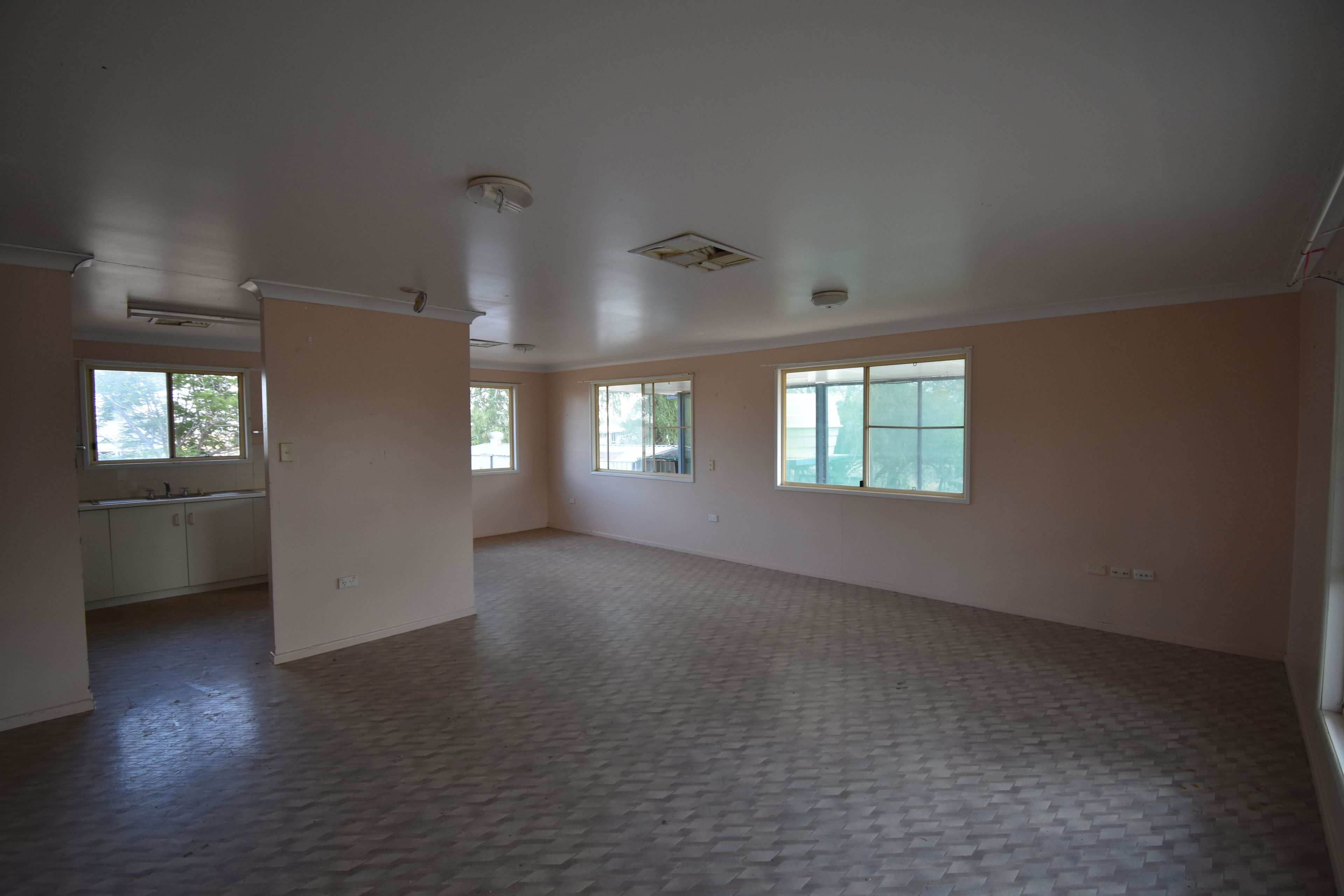 38-40 Flinders Street, Ilfracombe, QLD 4727