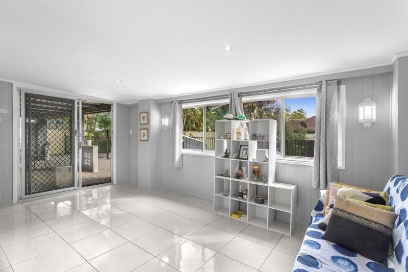 25 Windrest Street, Strathpine, QLD 4500