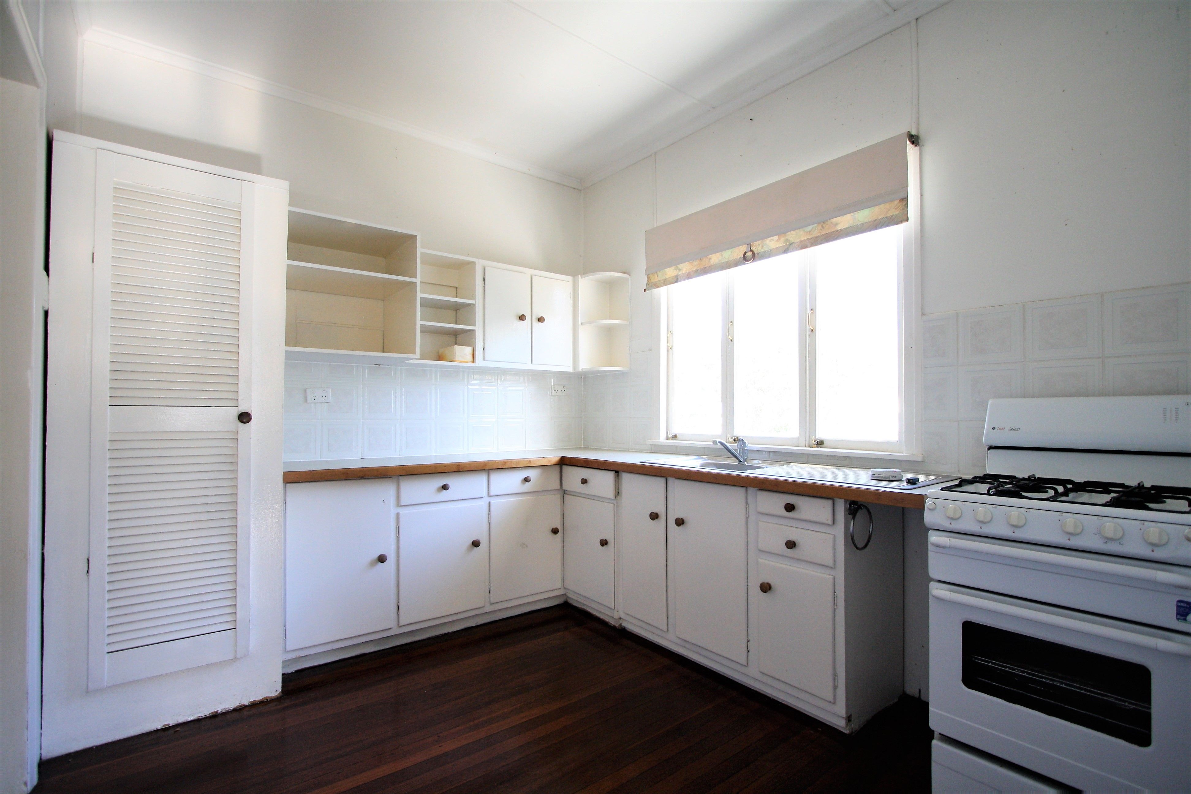 87 Plimsoll Street, Greenslopes, QLD 4120