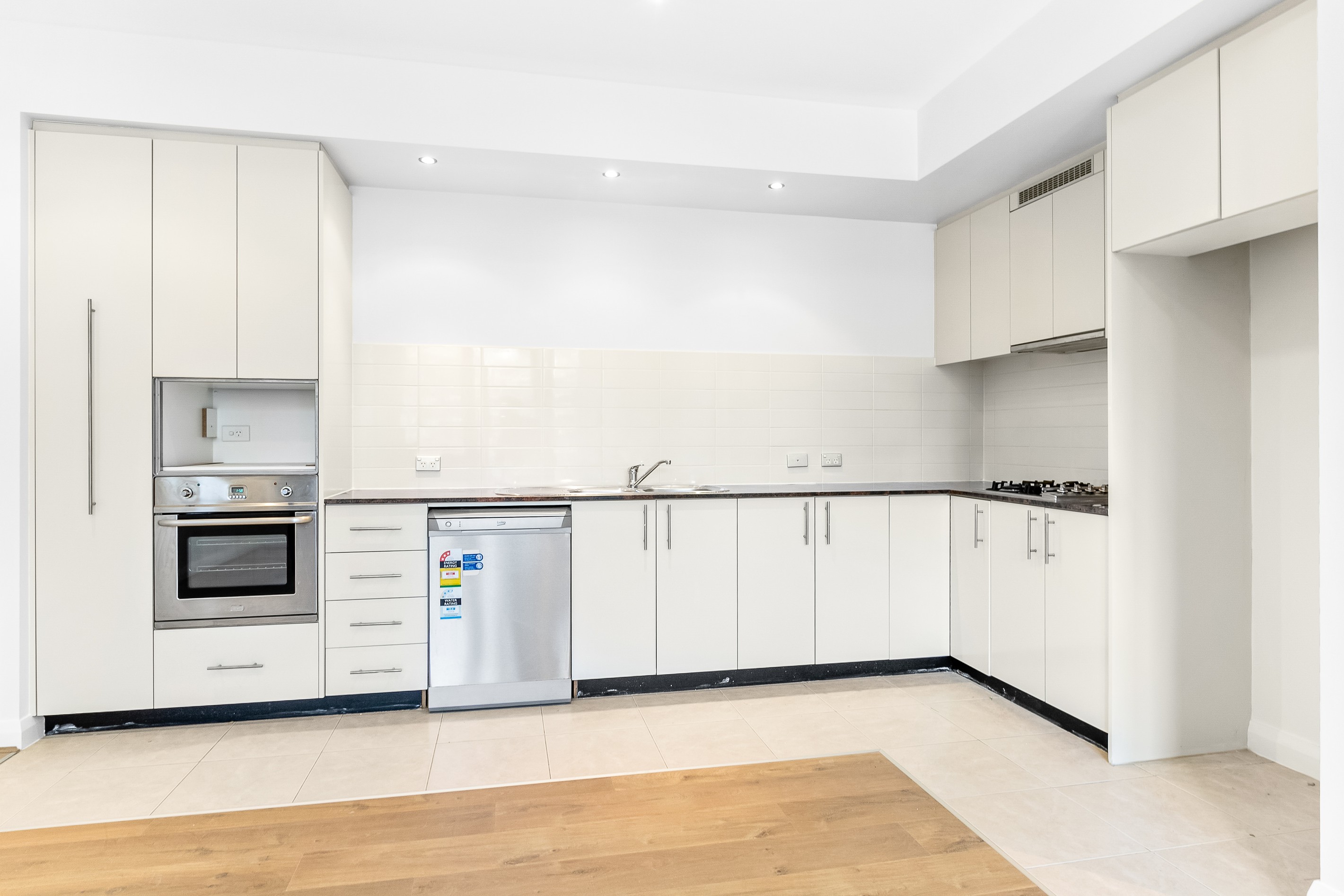 10/3 Bay Drive, Meadowbank, NSW 2114