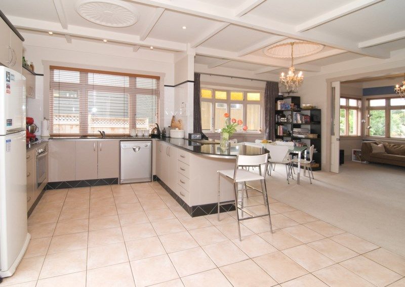 17A Hillsborough Road, Three Kings, Auckland City