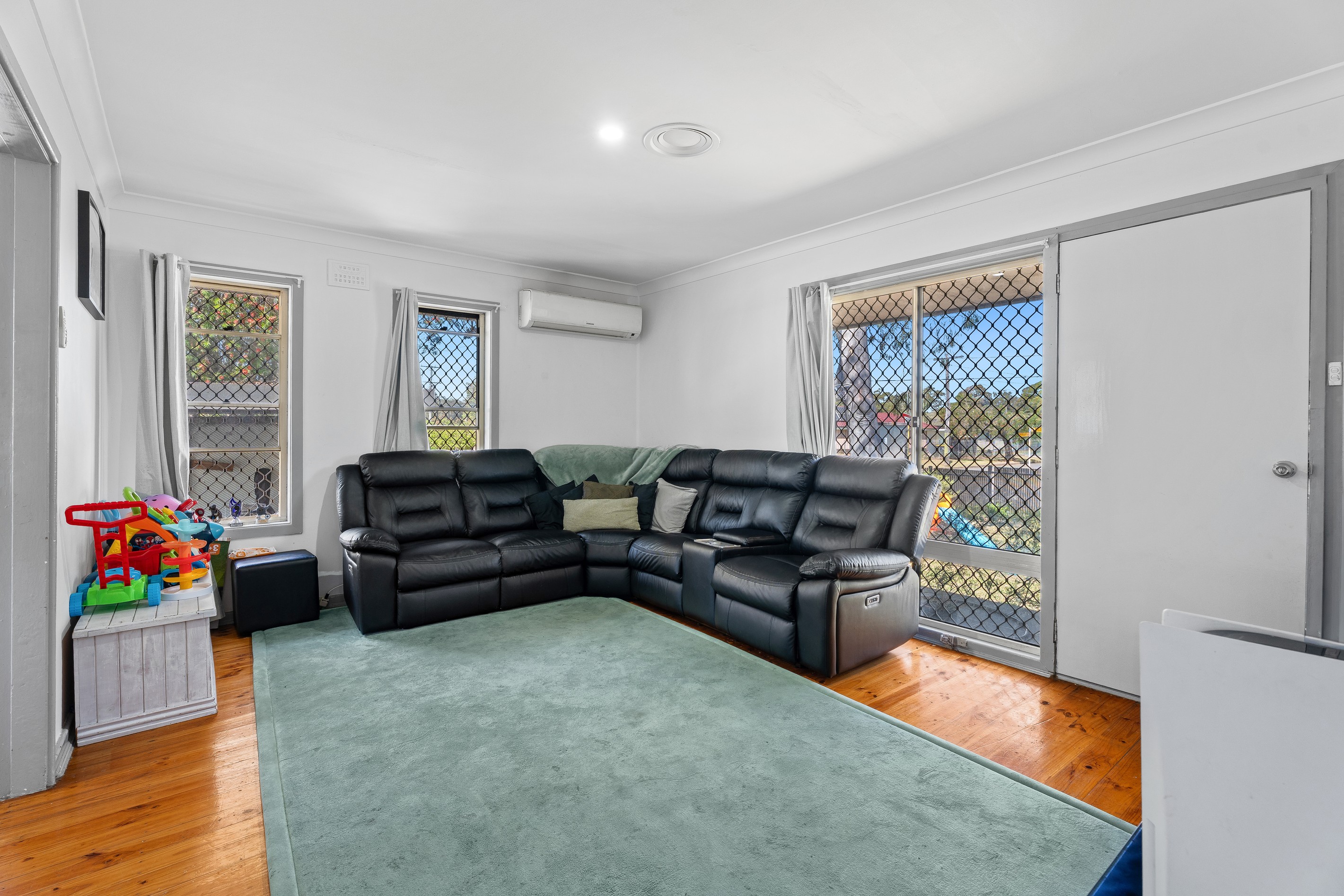 9 & 9A Mulga Street, North St Marys, NSW 2760