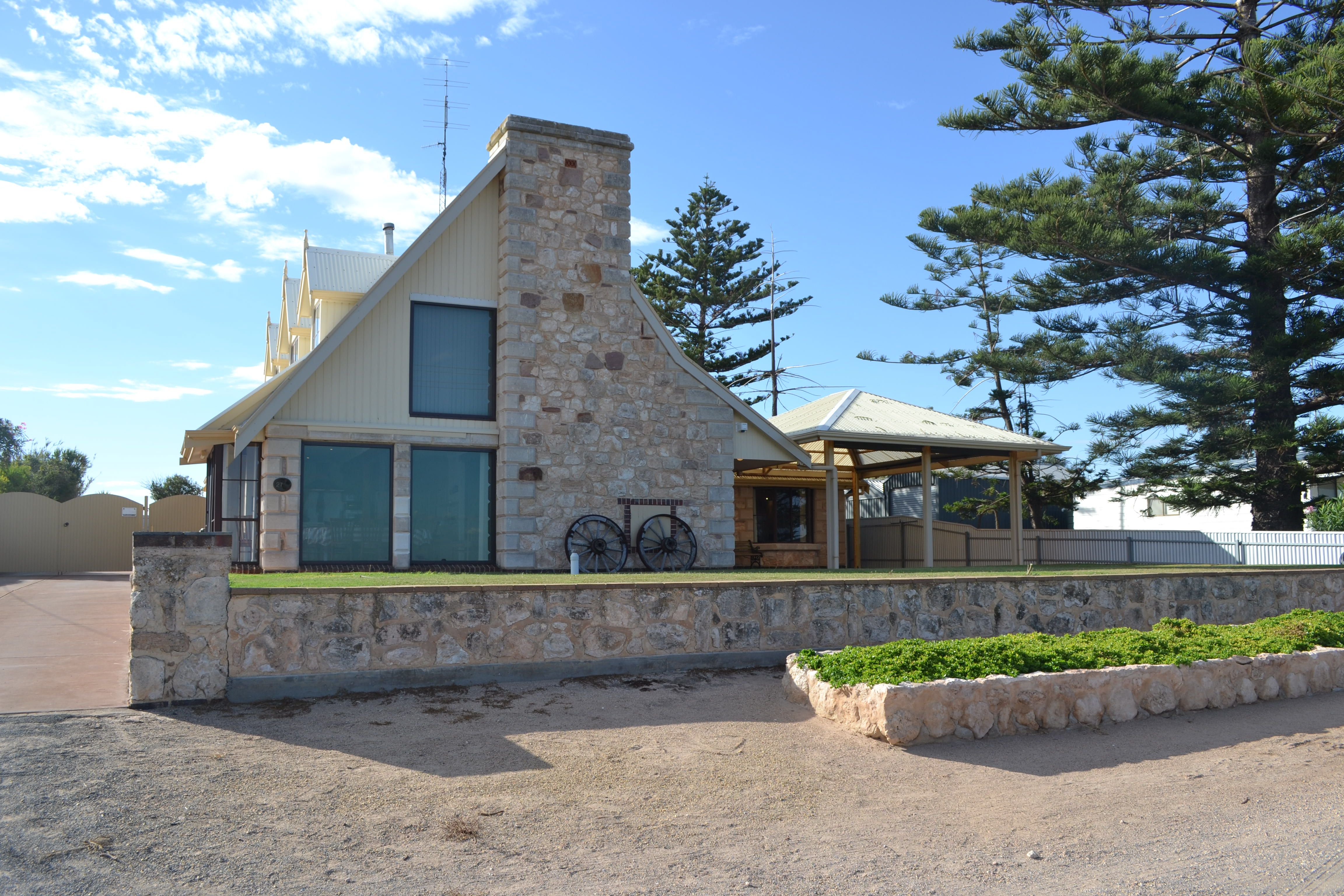 27 Edwardes Terrace, Port Victoria, SA 5573