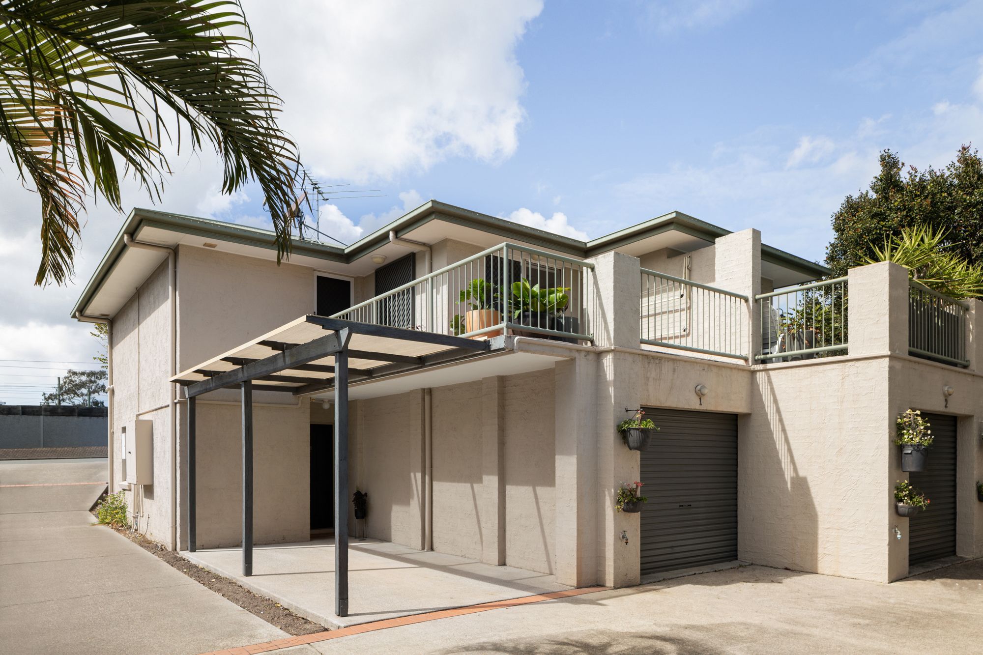 1/577 Fairfield Road — photo from Ray White Indooroopilly