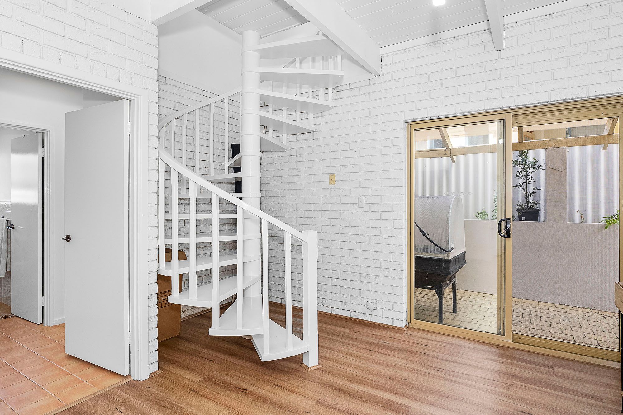 29B Lawley Street — photo 13 of 30
