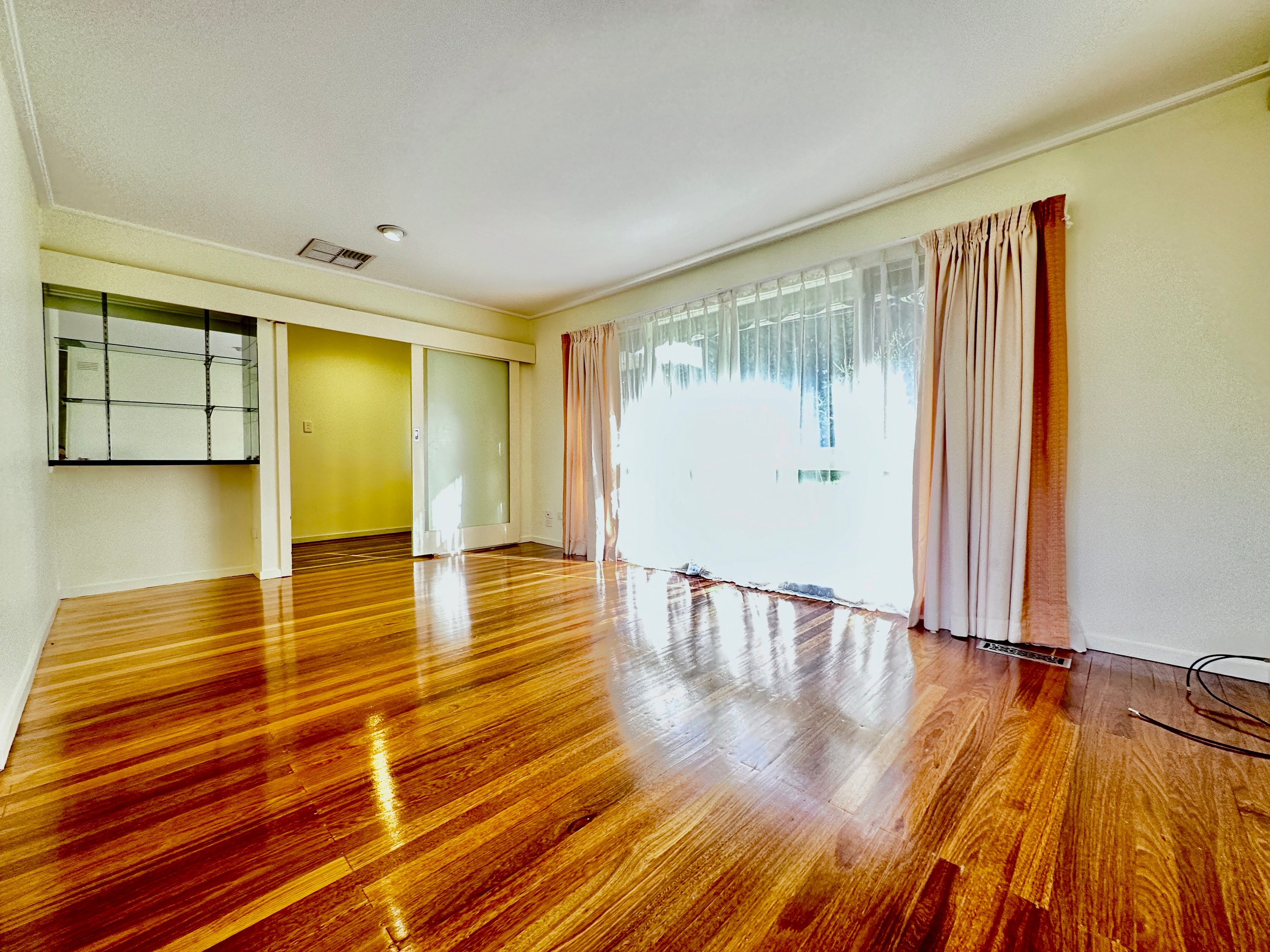 37 Barrington Drive, Ashwood, VIC 3147