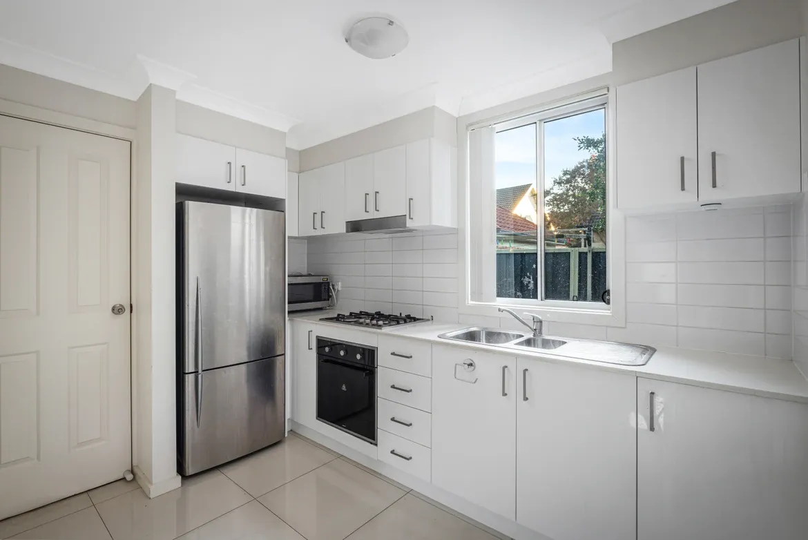 2/40 Canberra Street, Oxley Park, NSW 2760