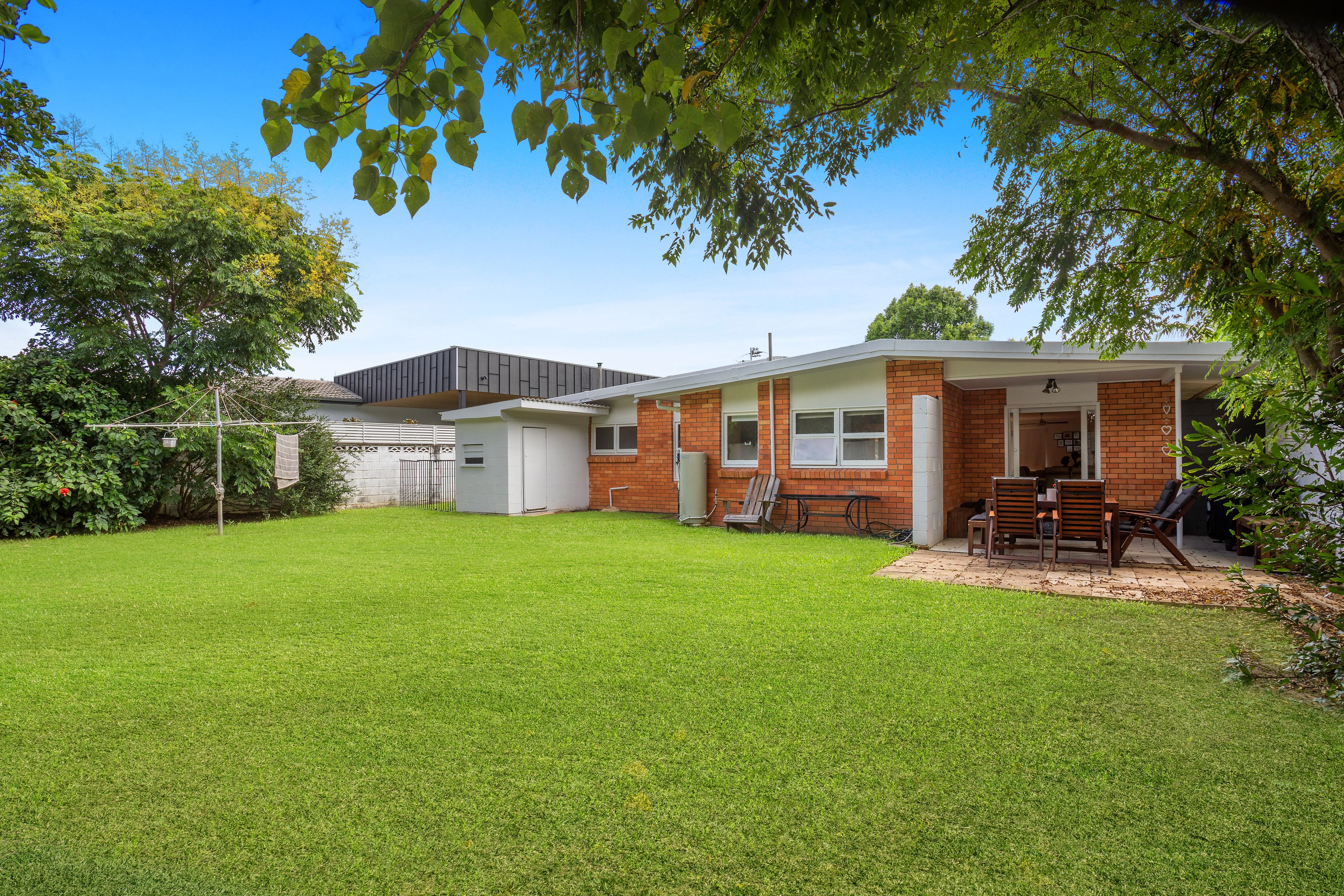 12 Brindisi Avenue, Isle Of Capri, QLD 4217