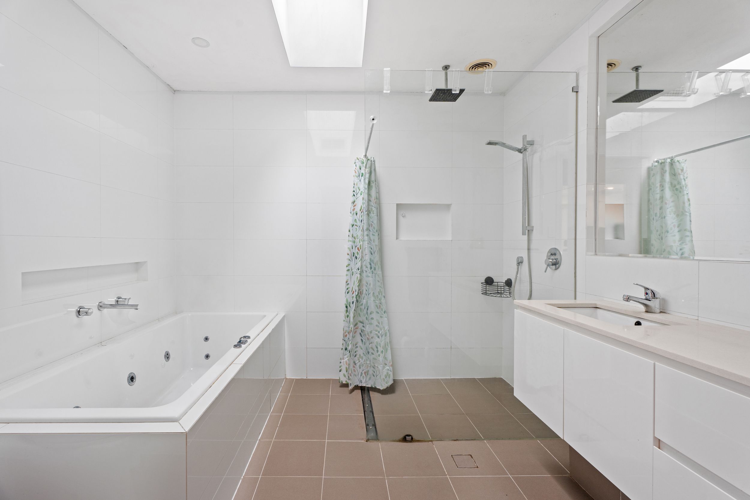 71 Woodlands Drive — photo 8 of 15