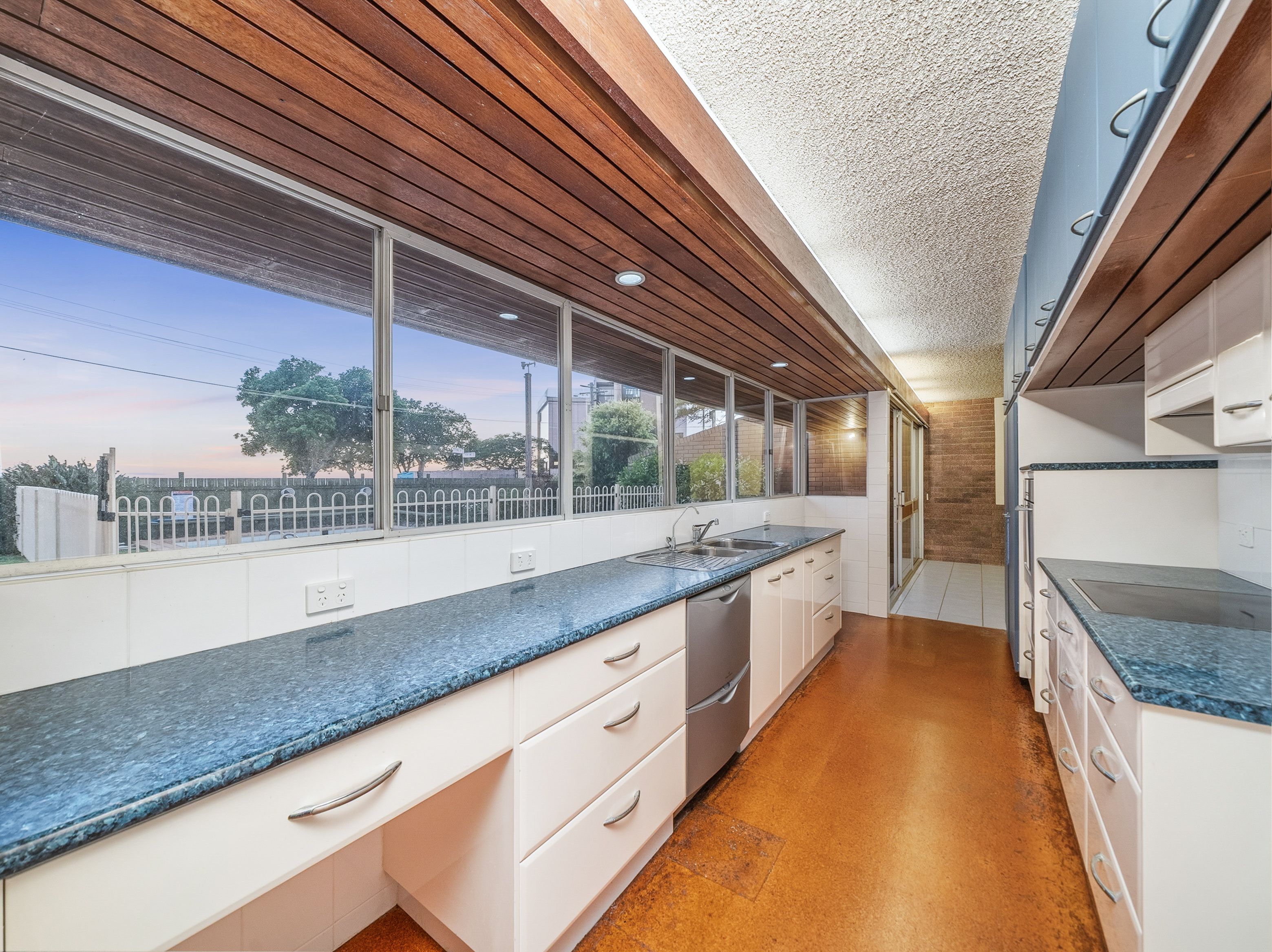 27 Fortune Street — photo 12 of 30
