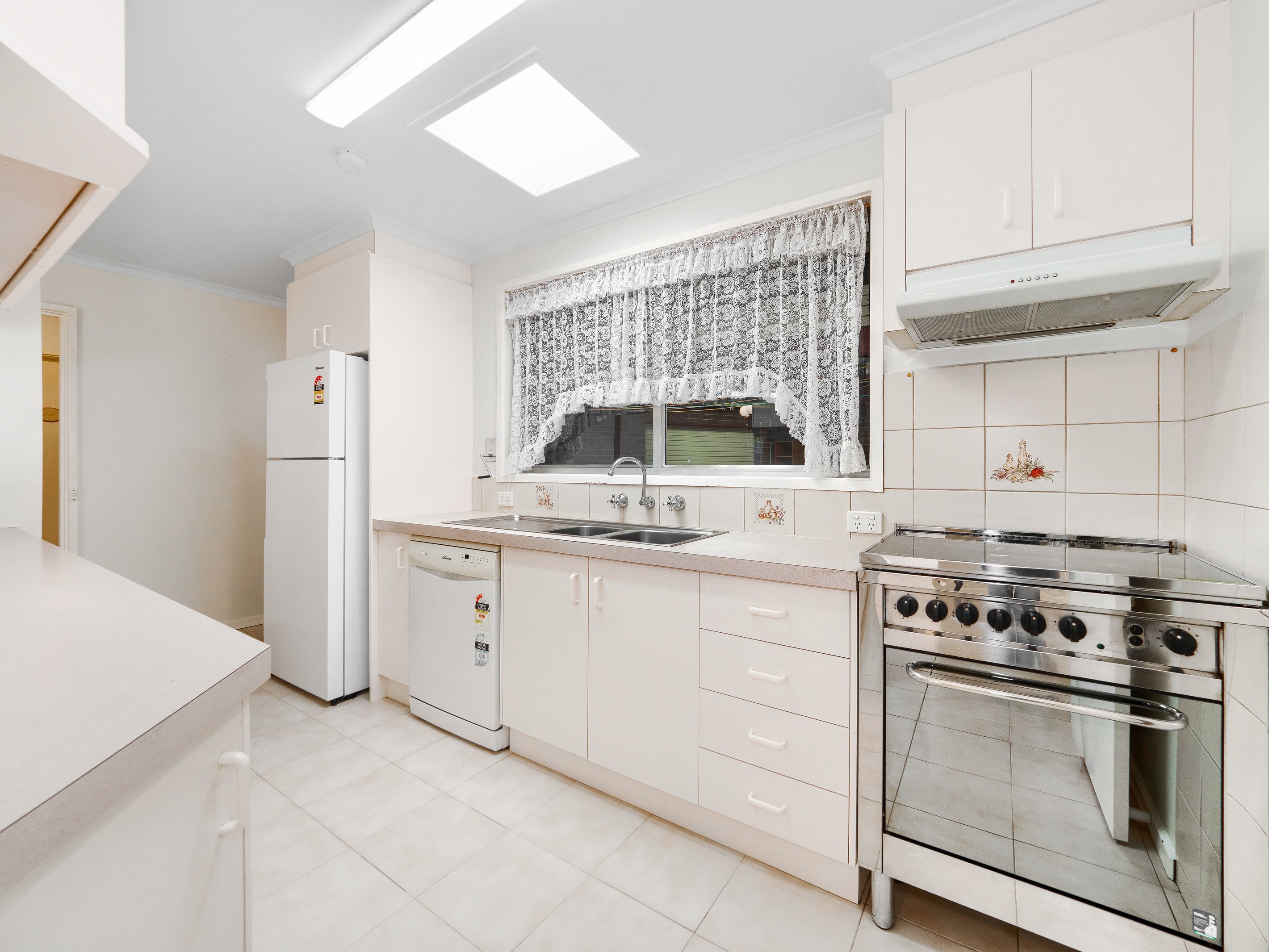 8 Churchill Court, Noble Park North, VIC 3174