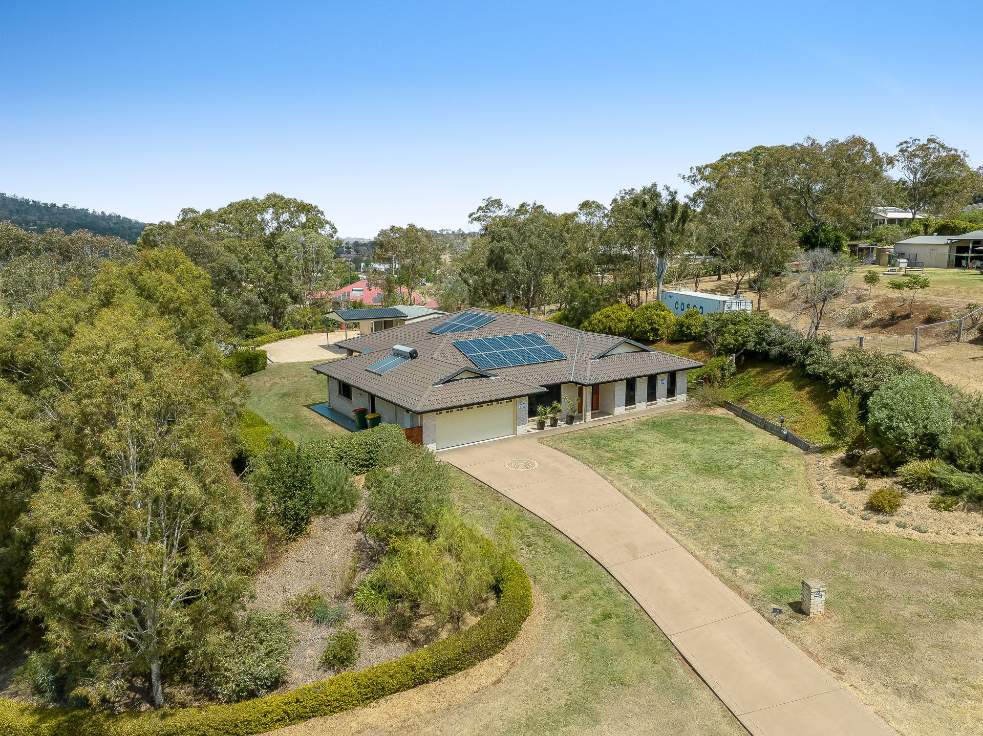 33 Fawngrove Drive, Glenvale, QLD 4350