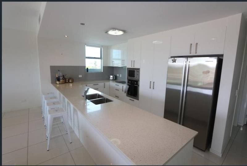 9/7-9 Burra Street, Chevron Island, QLD 4217