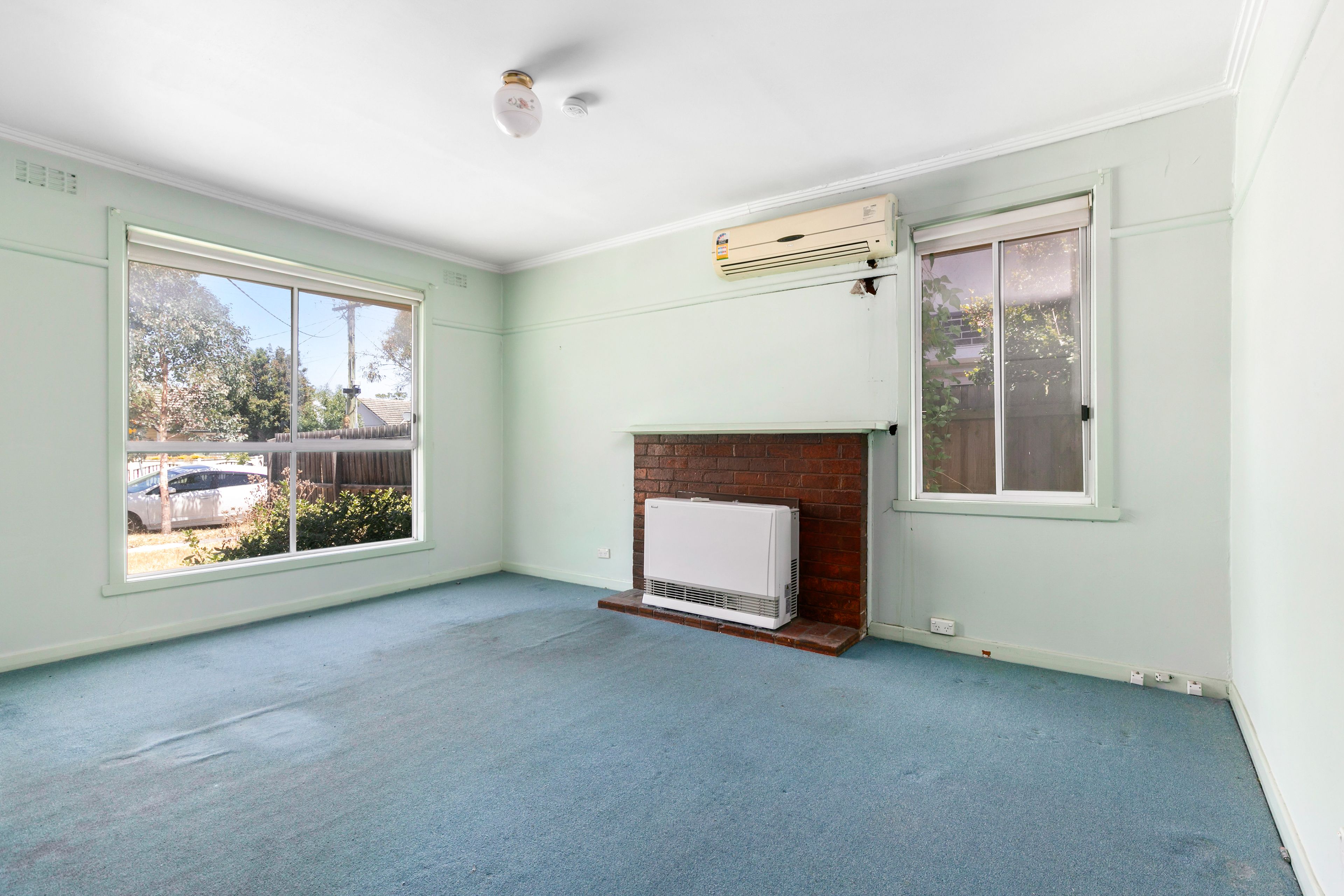 106 View Street, Glenroy, VIC 3046