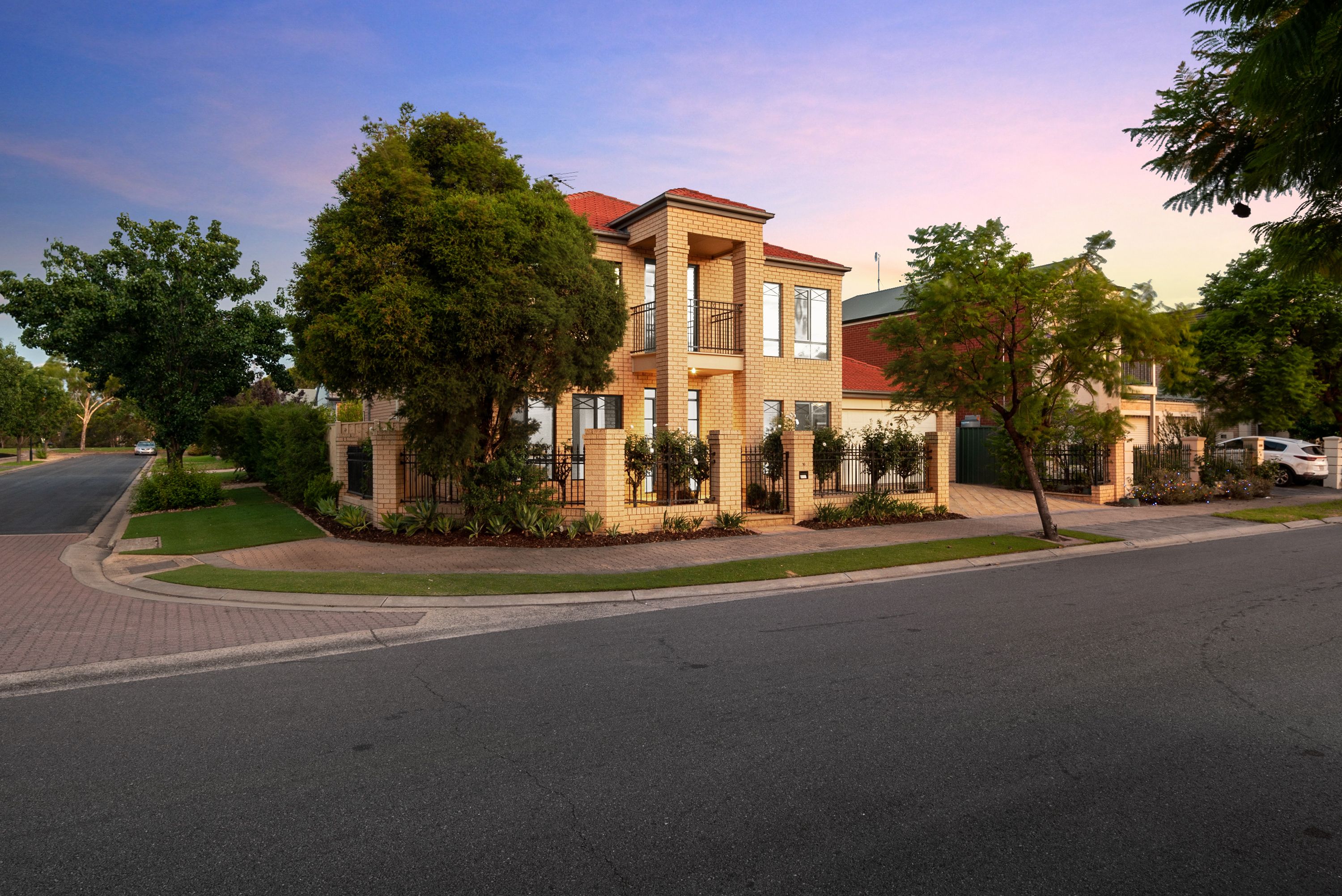 16 Parkview Drive, Mawson Lakes, SA 5095