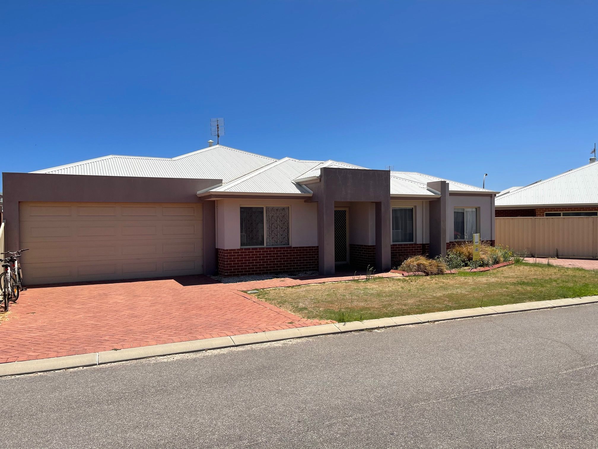 24 Damia Circle, Port Denison, WA 6525