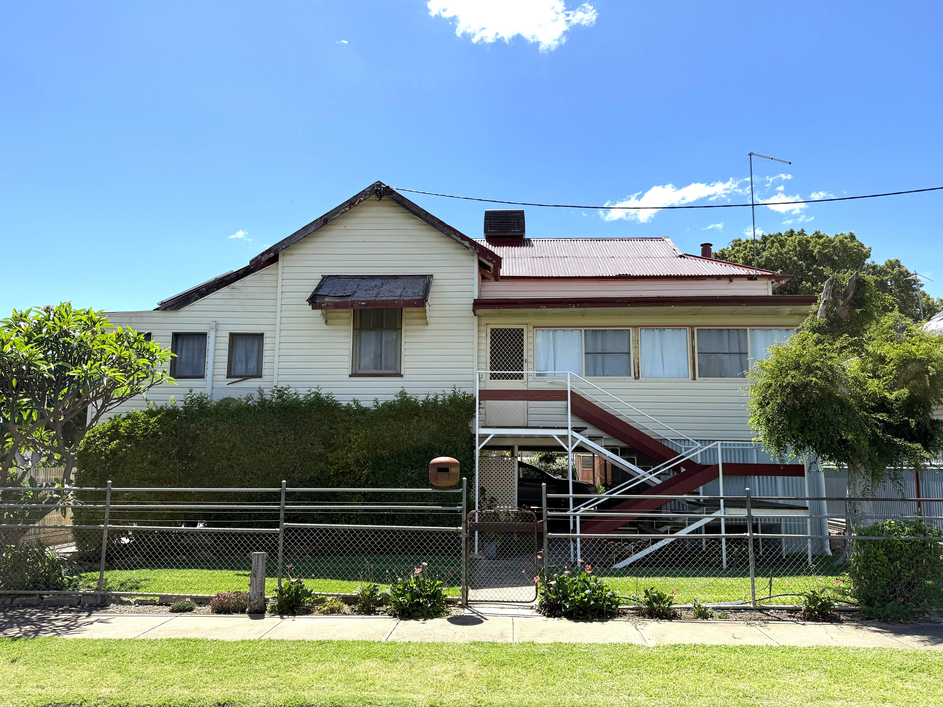 2 Auburn Street, Moree NSW 2400