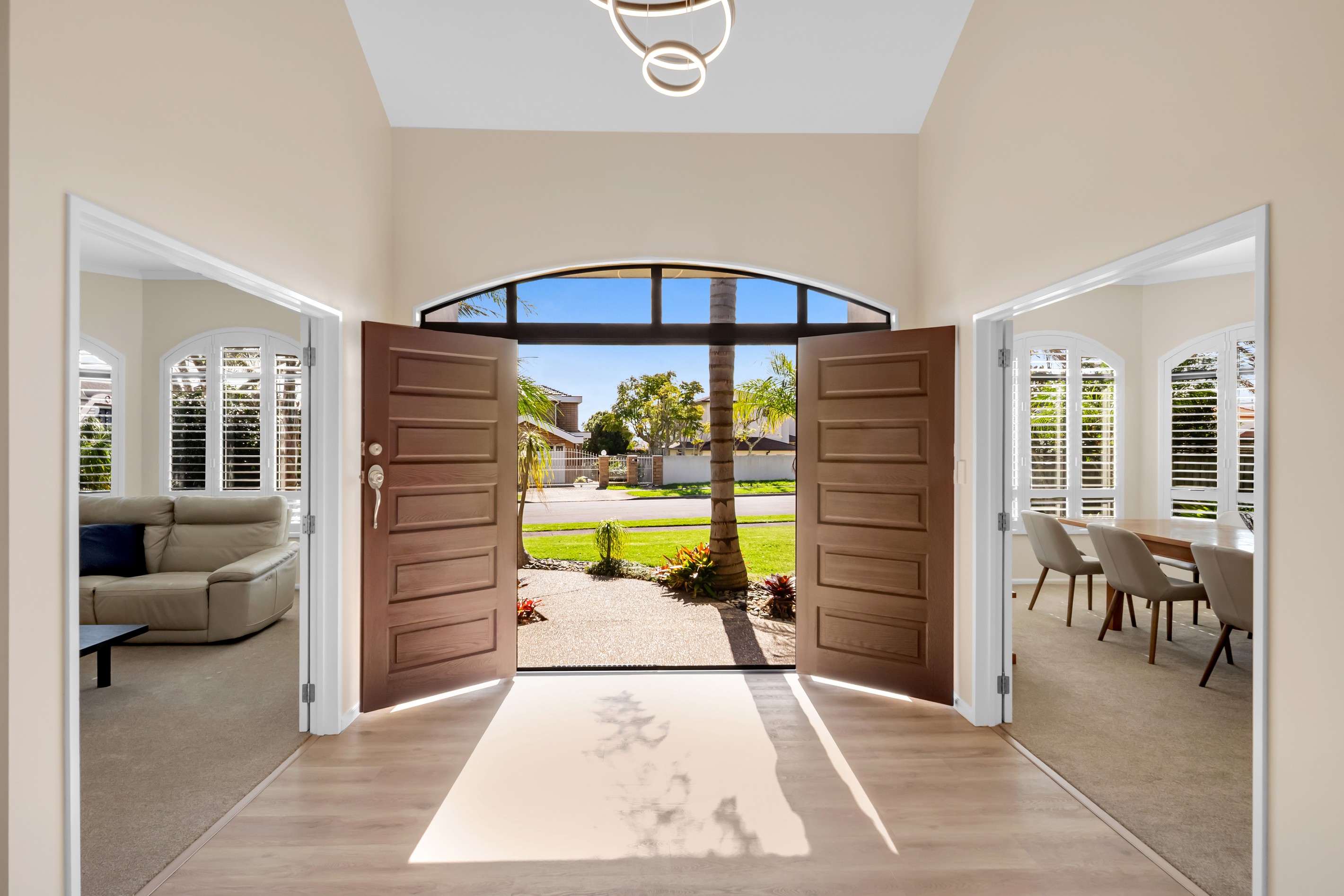 20 Quedley Court, Eastern Beach, Manukau City