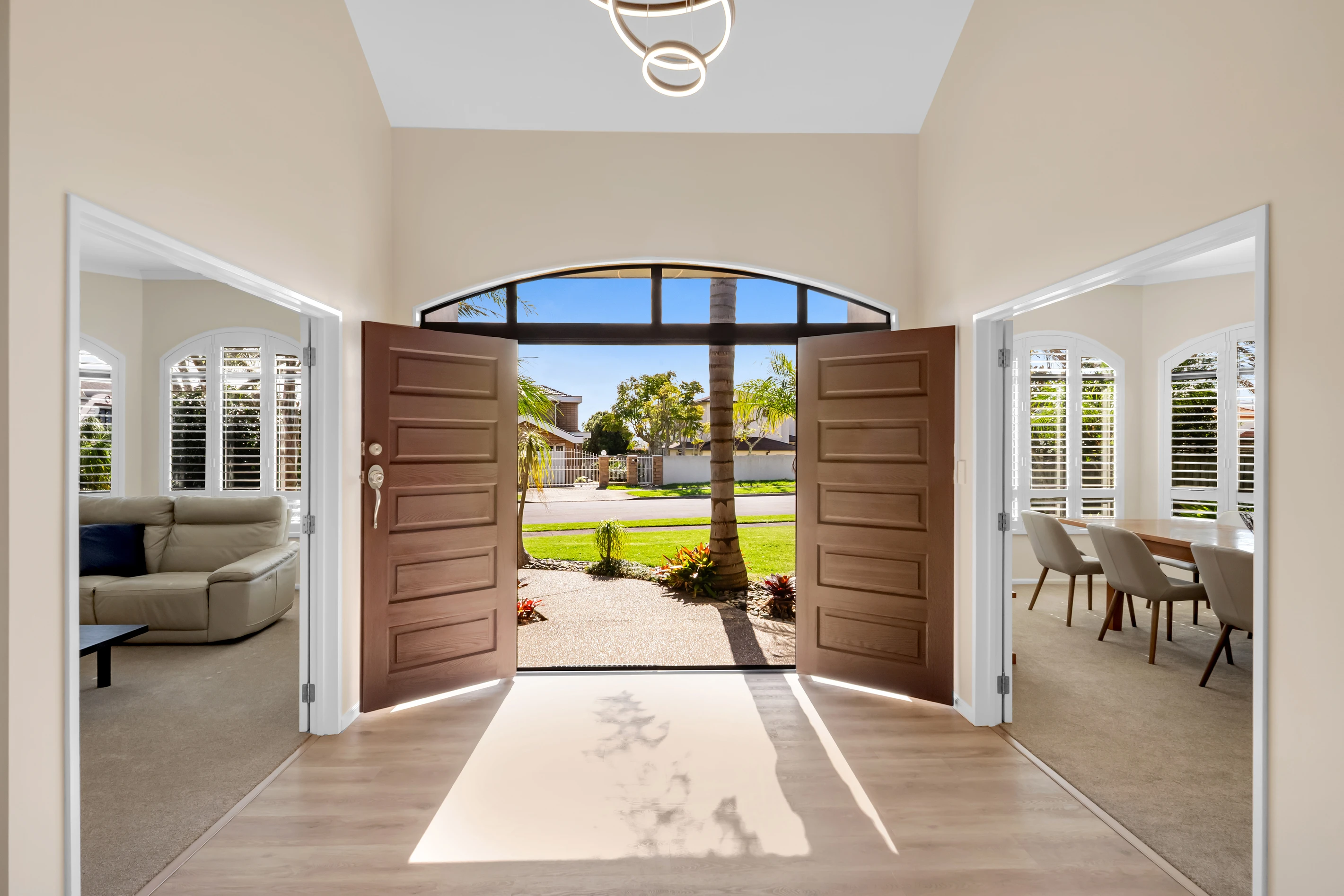 20 Quedley Court, Eastern Beach, Manukau City
