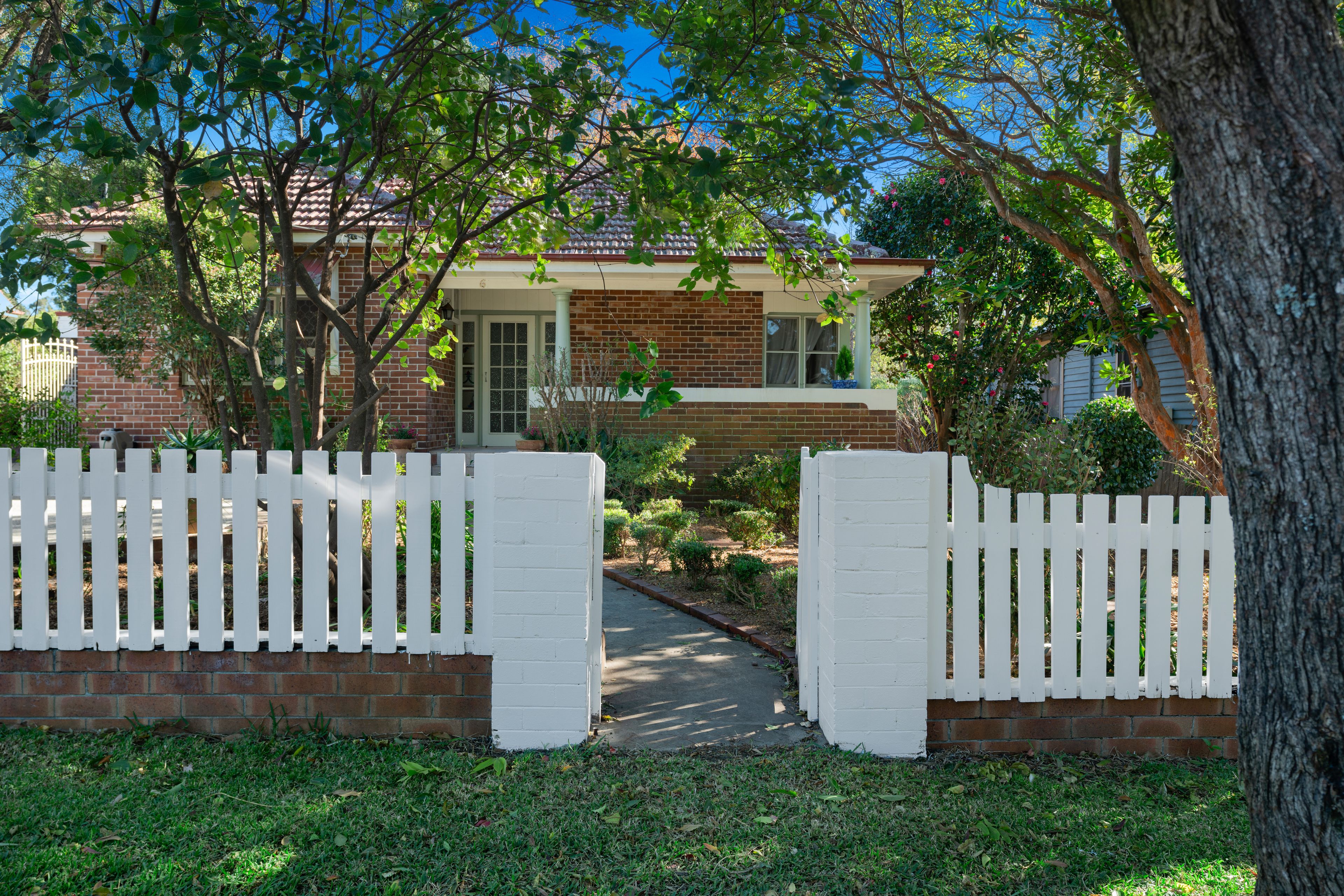 61 Shoalhaven Street, Nowra, NSW 2541