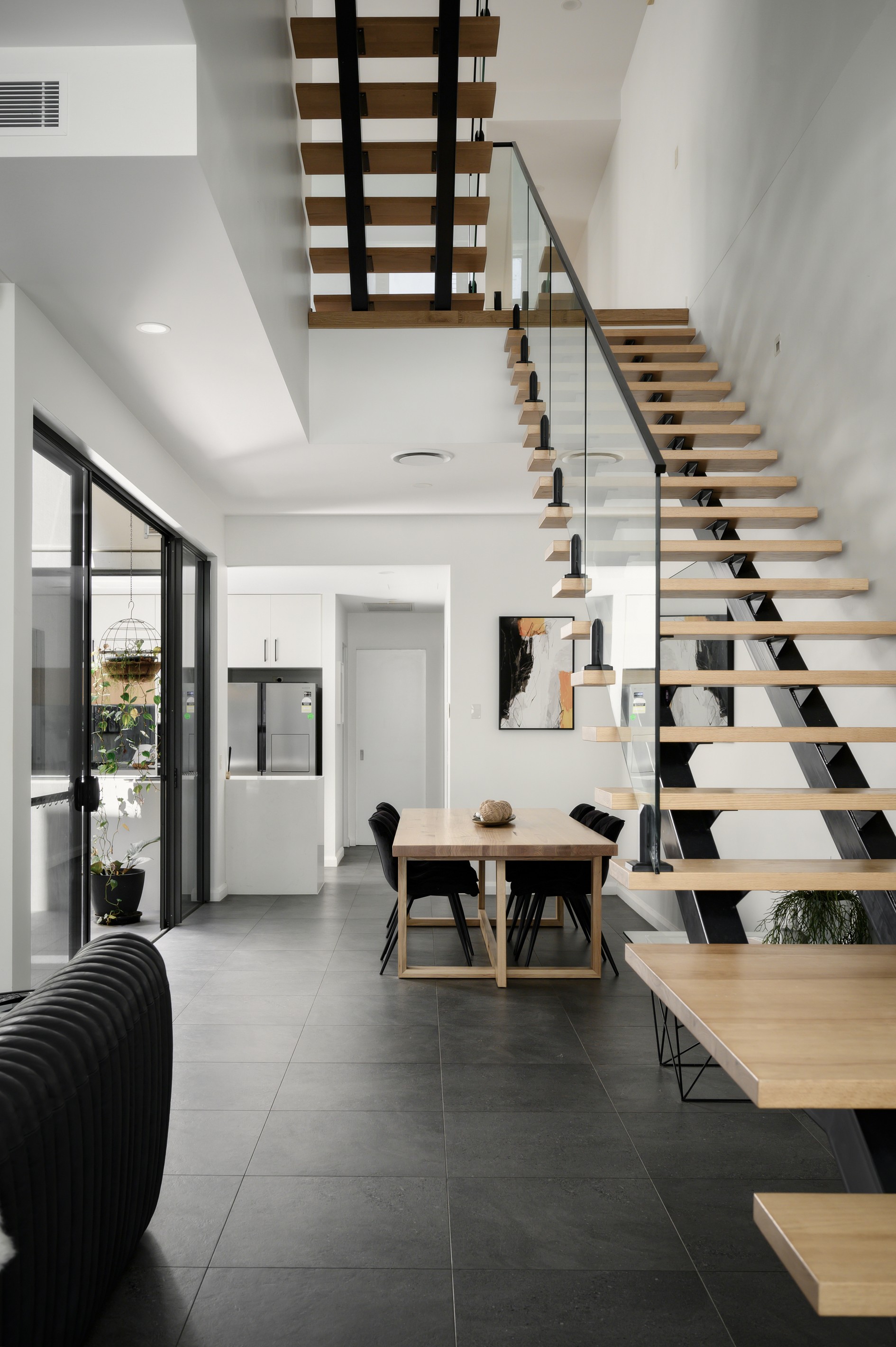 19 River Vista Way, Paradise Point, QLD 4216