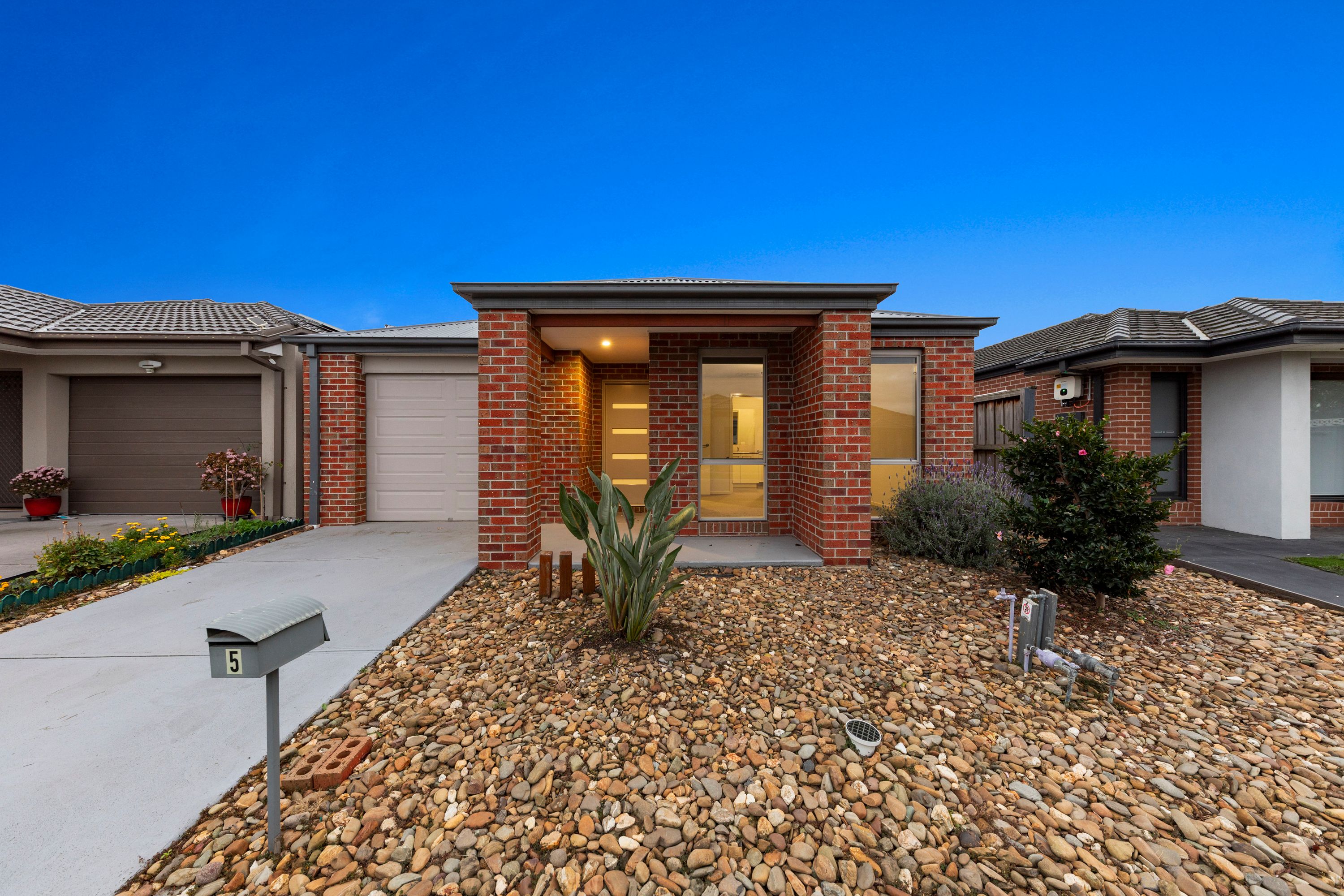 5 Curtis Street, Officer VIC 3809