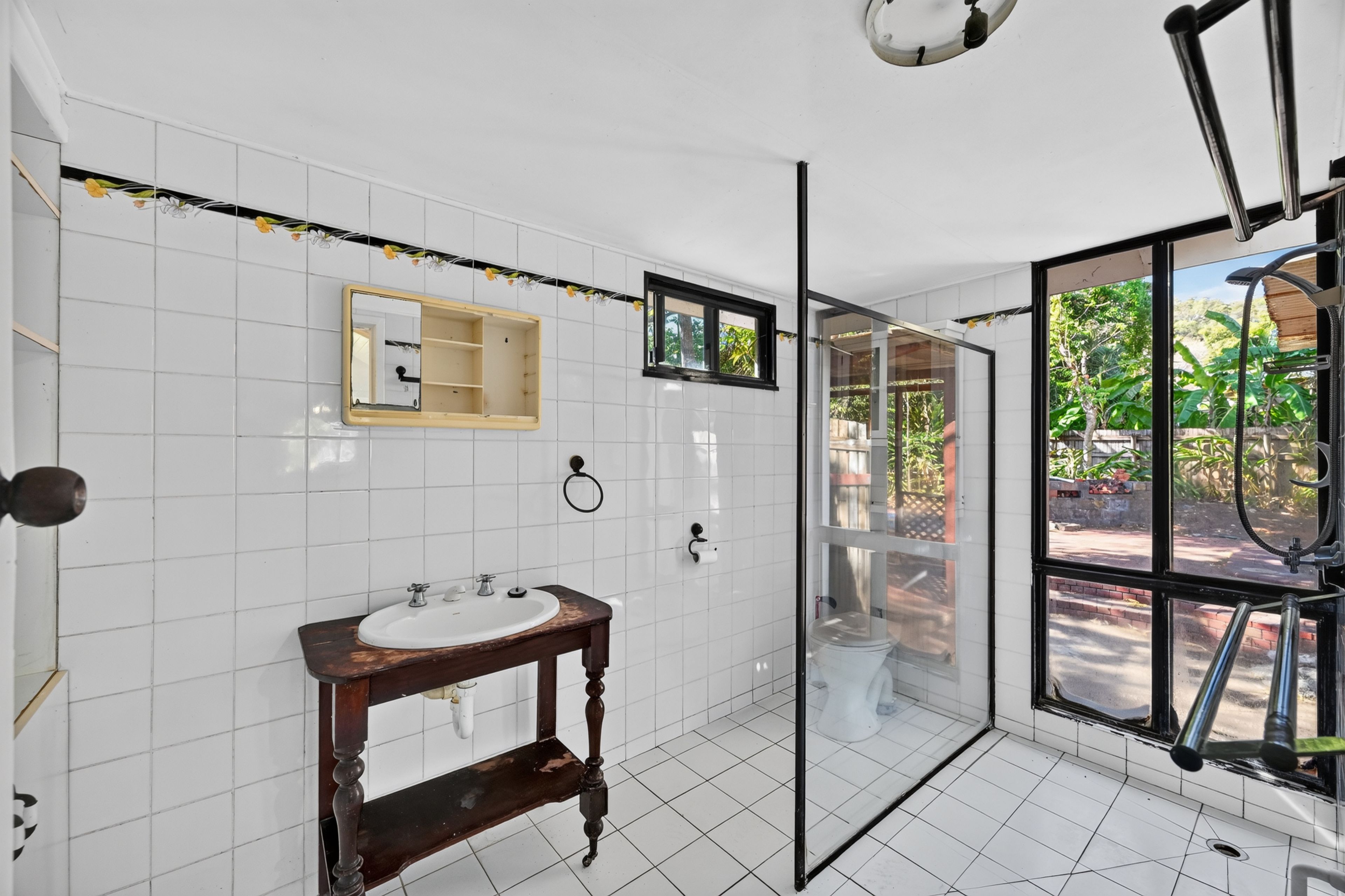 77 Stagpole Street — photo 12 of 18