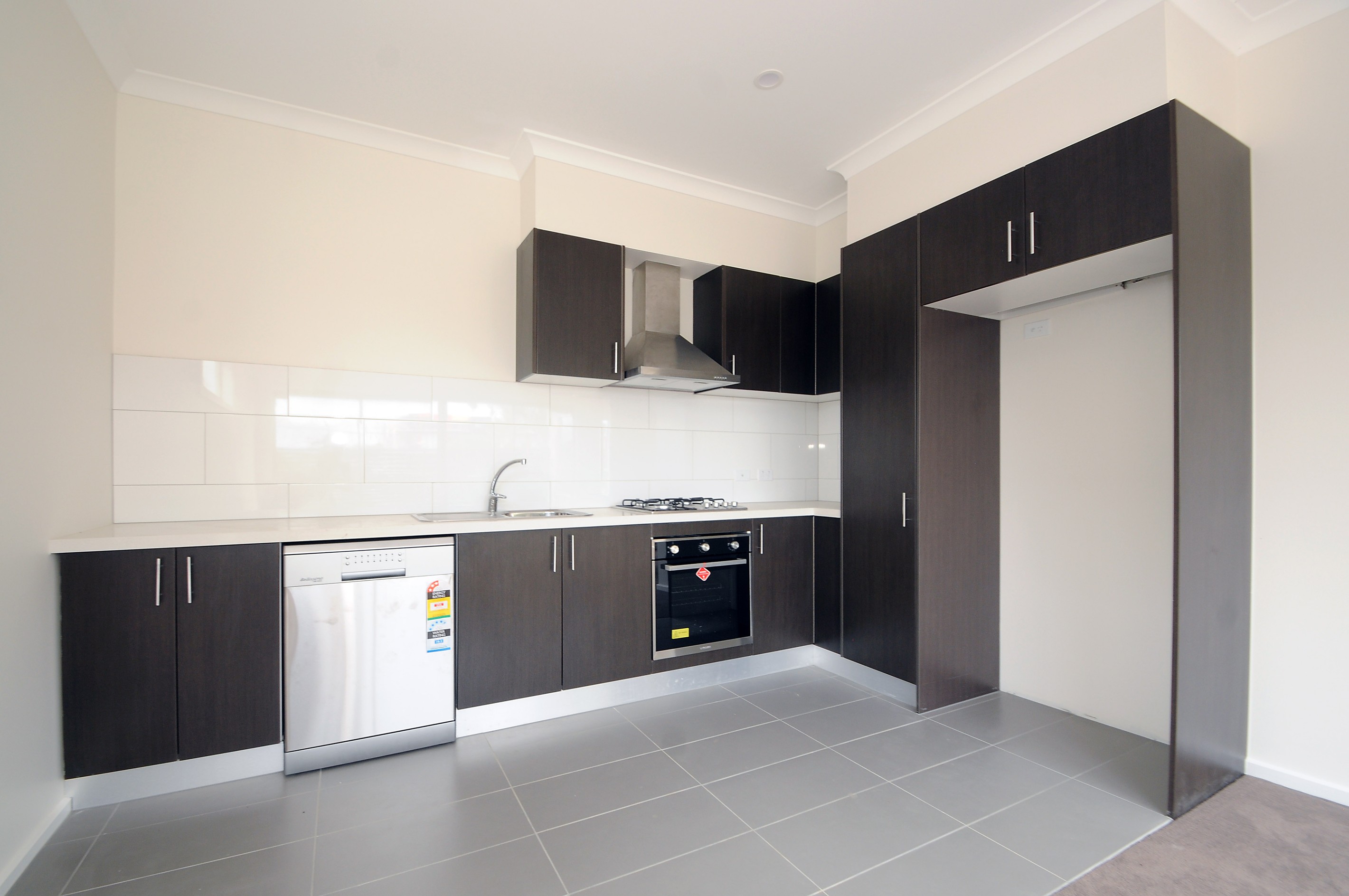 1/6 Noble Street, Noble Park, VIC 3174